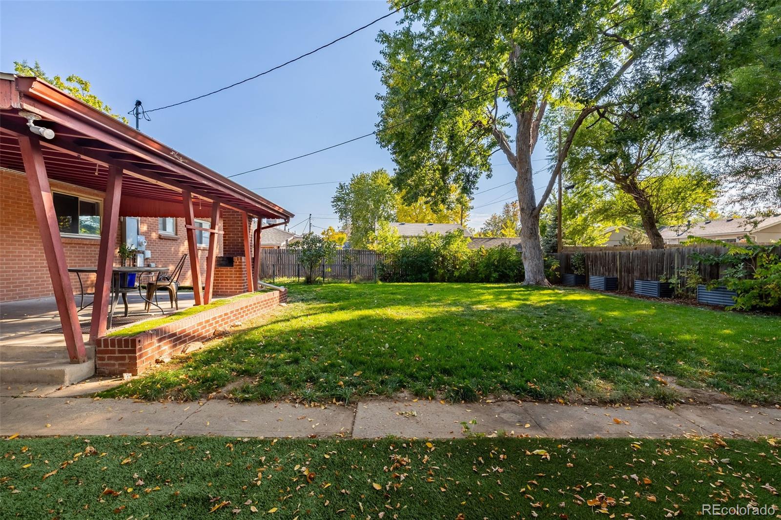 MLS Image #28 for 3423 s vrain street,denver, Colorado