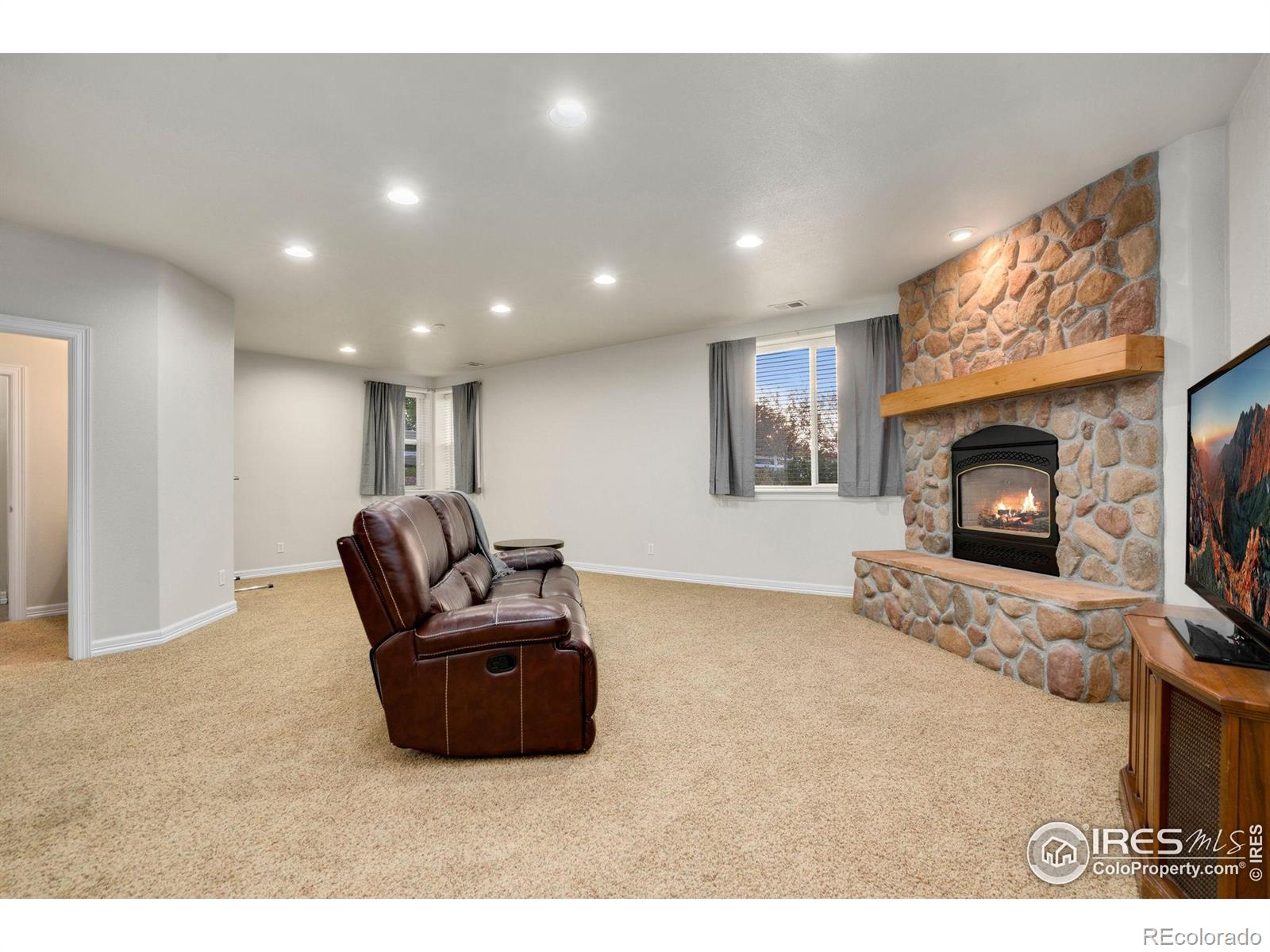 MLS Image #28 for 8021 n louden crossing court,windsor, Colorado