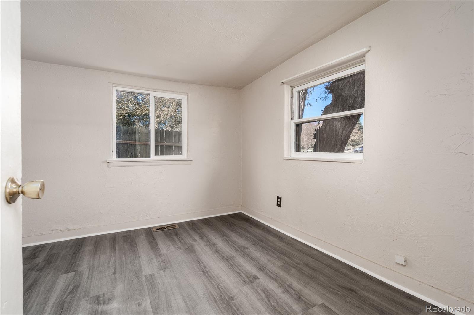 MLS Image #17 for 2431 e dale street,colorado springs, Colorado