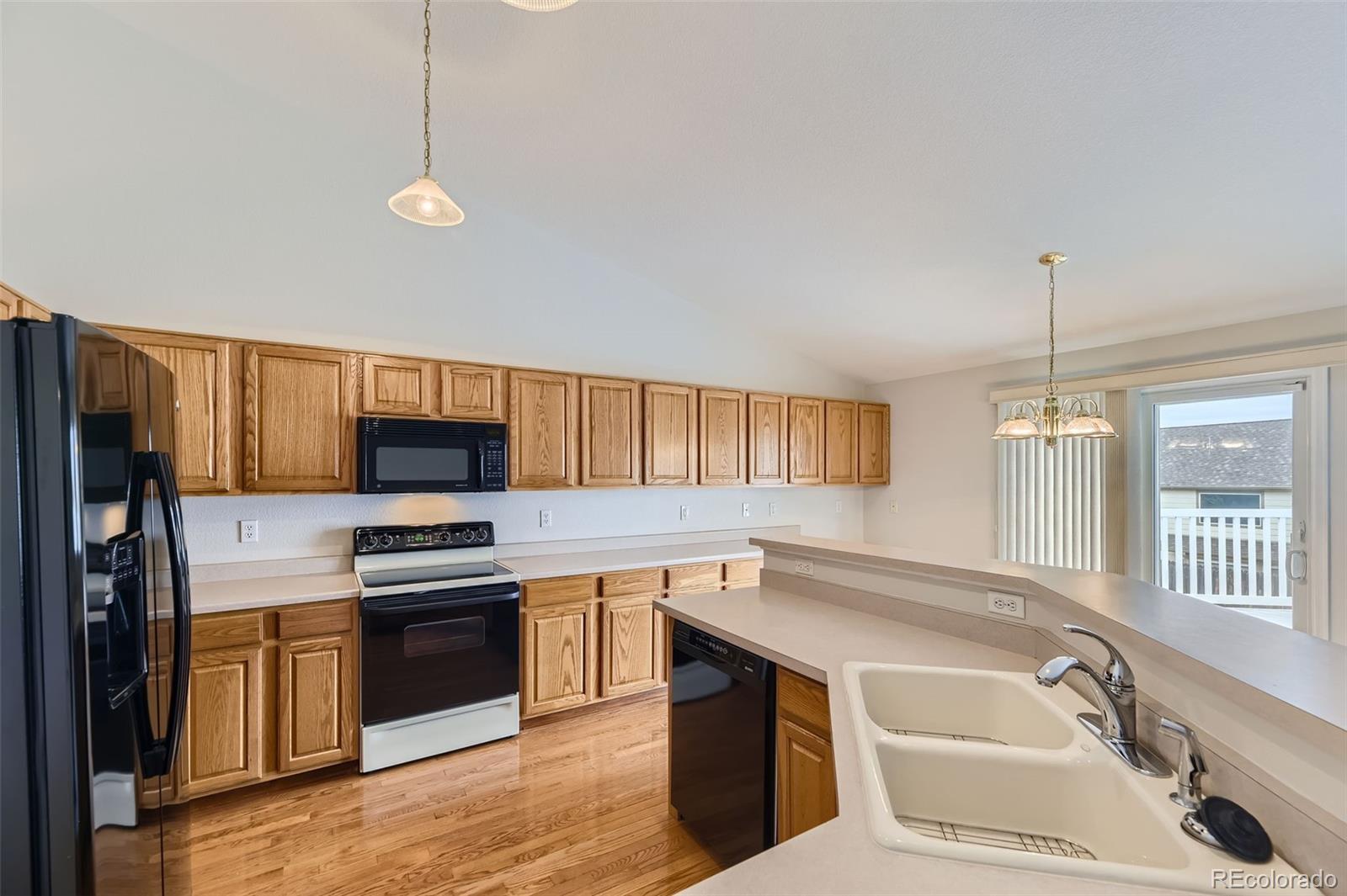 MLS Image #10 for 5387 s valdai way,aurora, Colorado