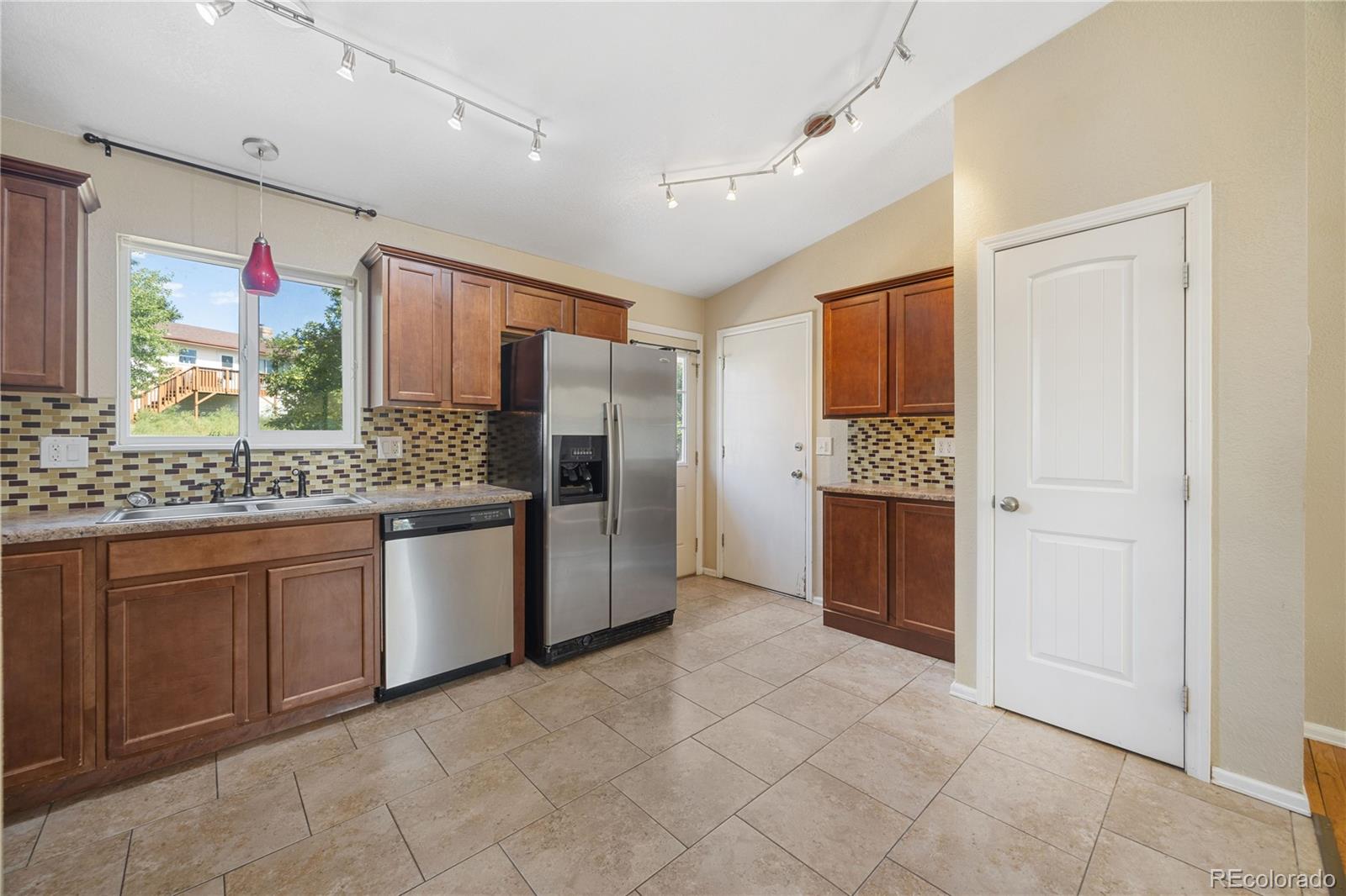 MLS Image #5 for 4950  irving drive,colorado springs, Colorado