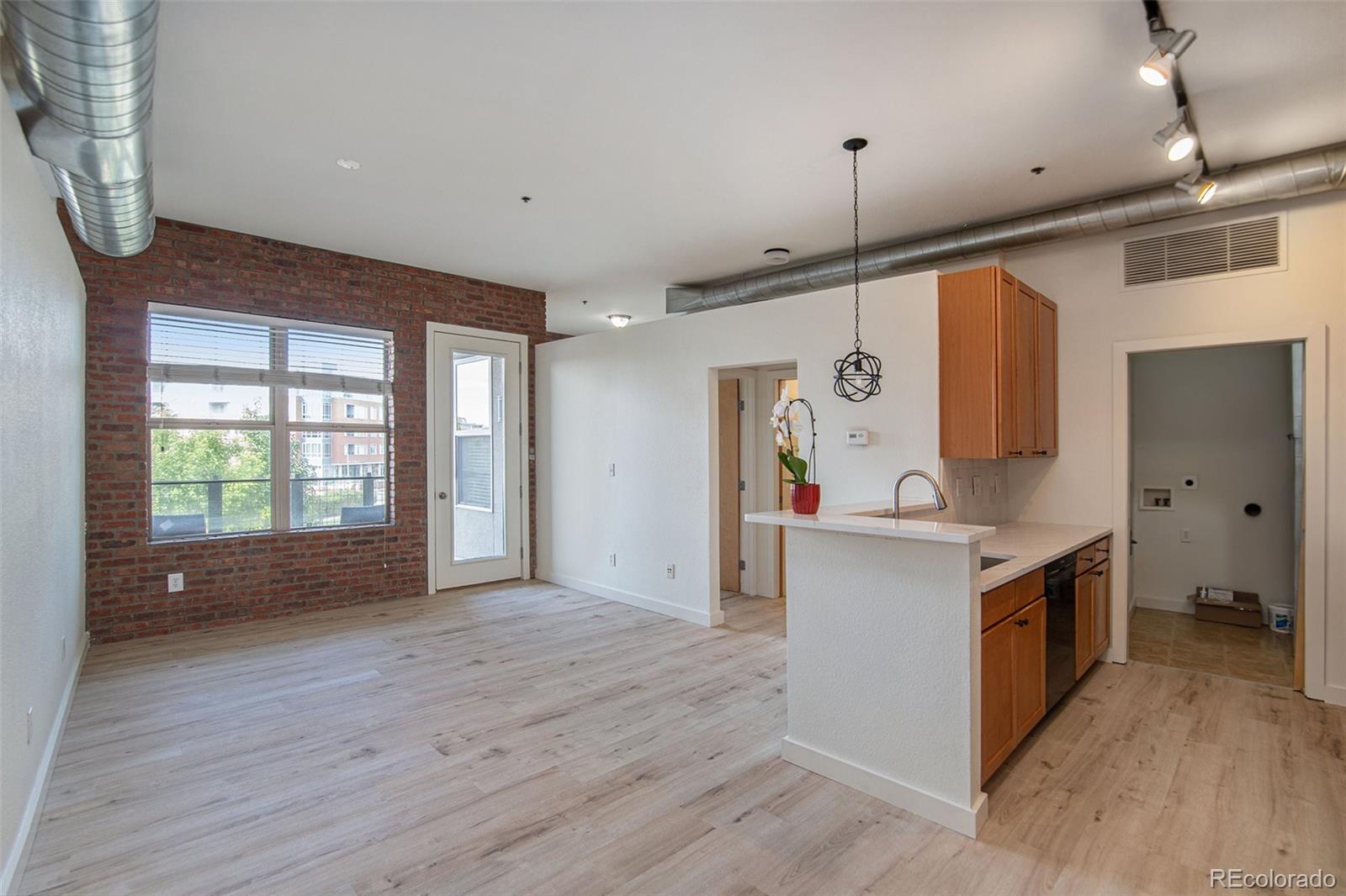 MLS Image #4 for 7700 e 29th avenue 303,denver, Colorado