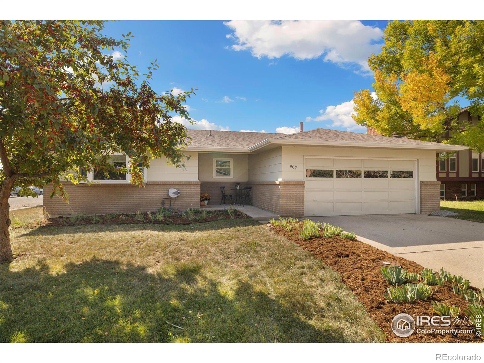 CMA Image for 907  Bragg Place,Longmont, Colorado