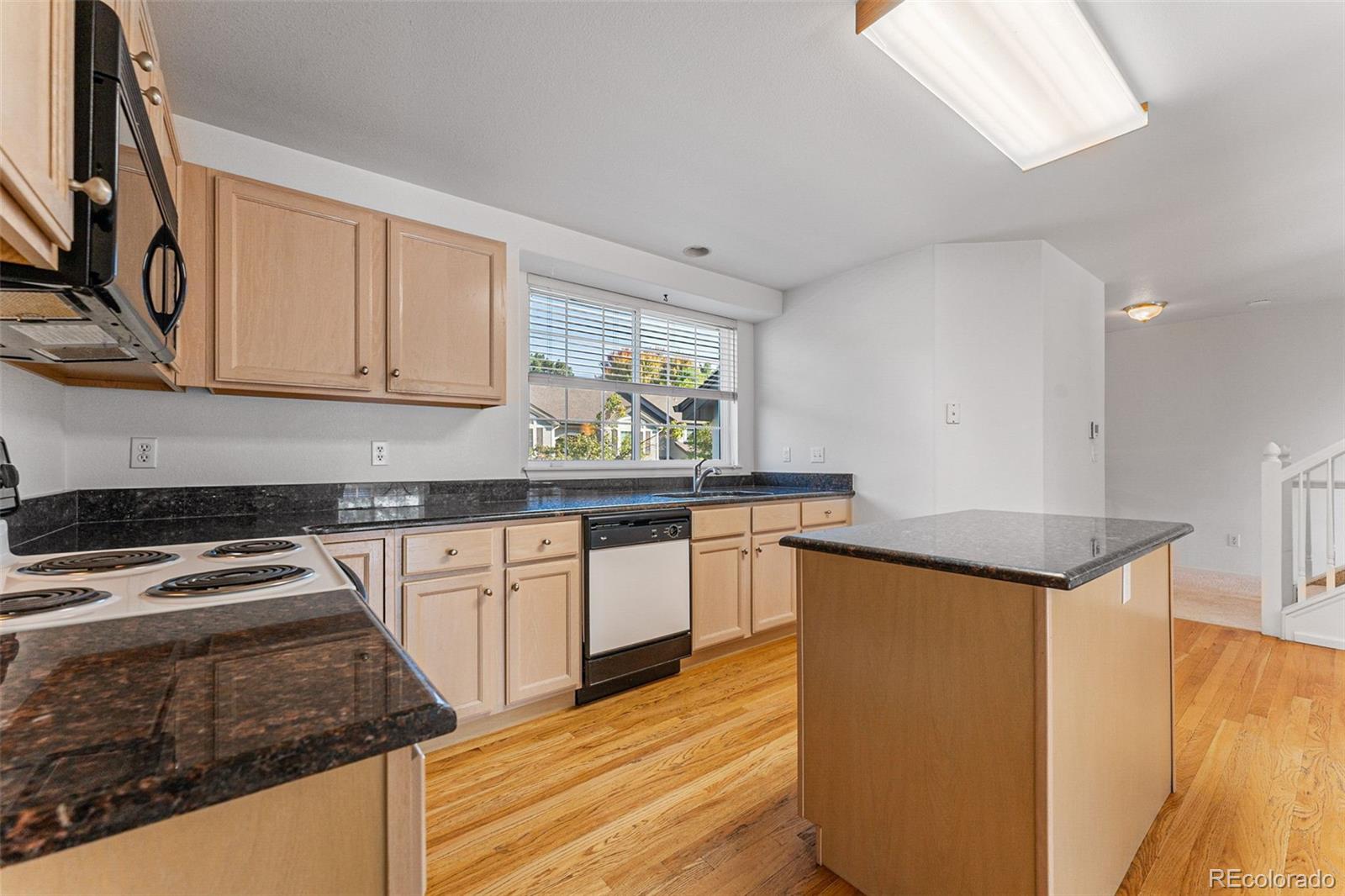 MLS Image #9 for 1415 s ulster street ,denver, Colorado