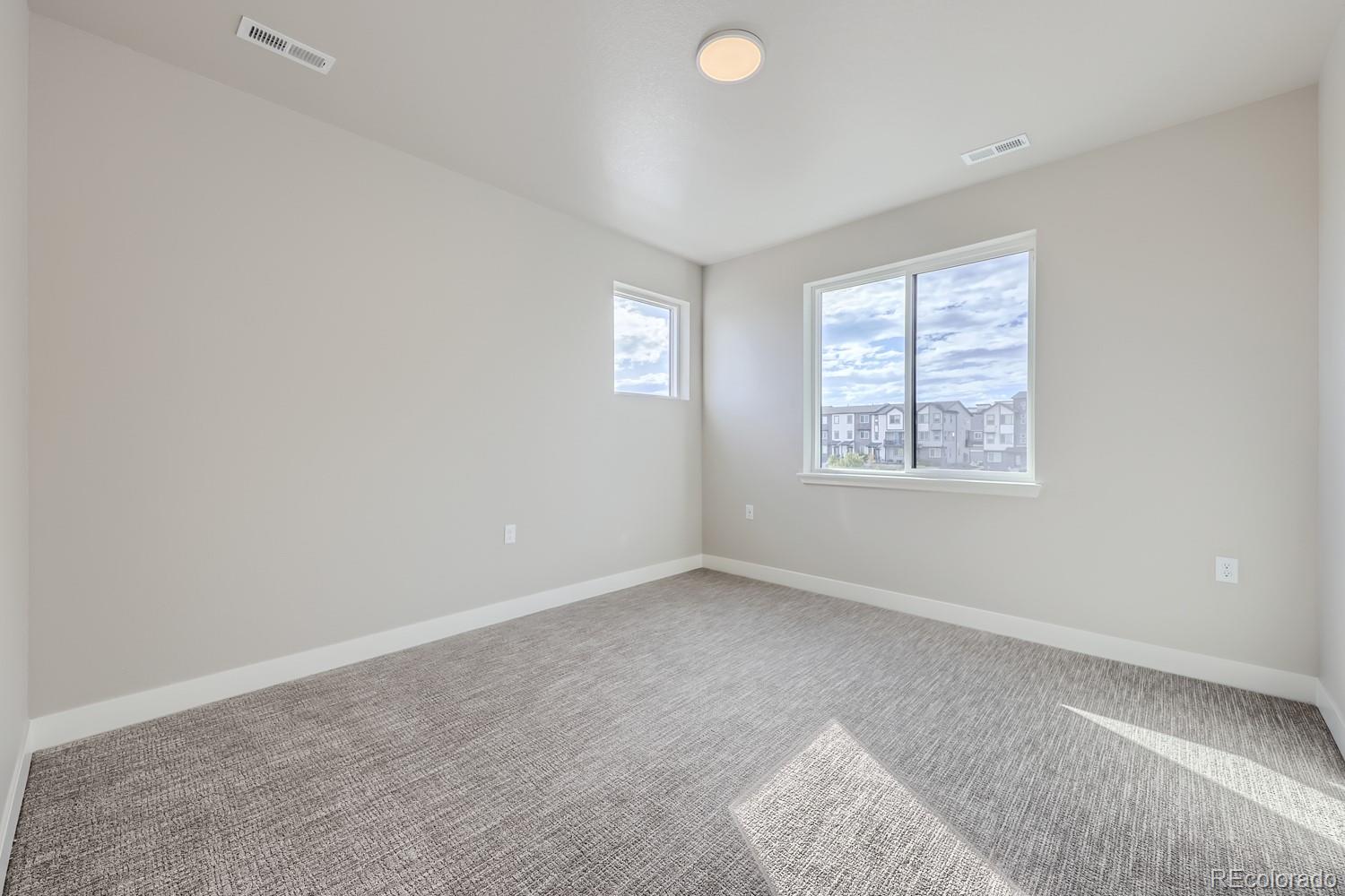 MLS Image #17 for 1764  peak loop,broomfield, Colorado