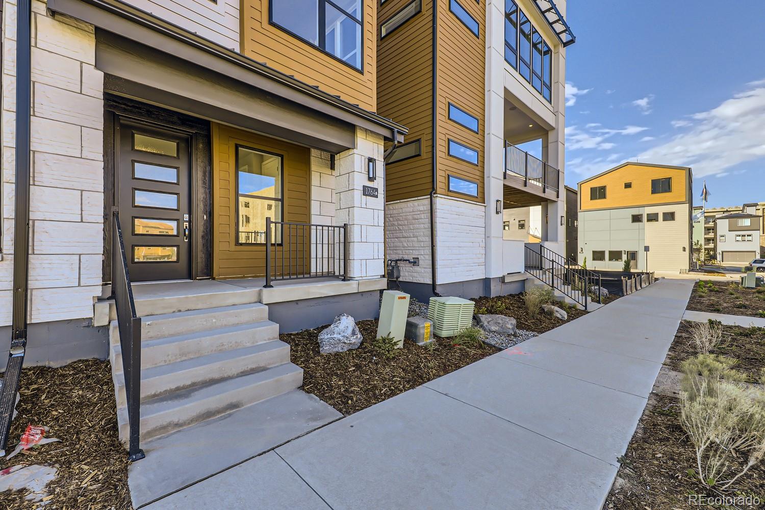 MLS Image #2 for 1764  peak loop,broomfield, Colorado