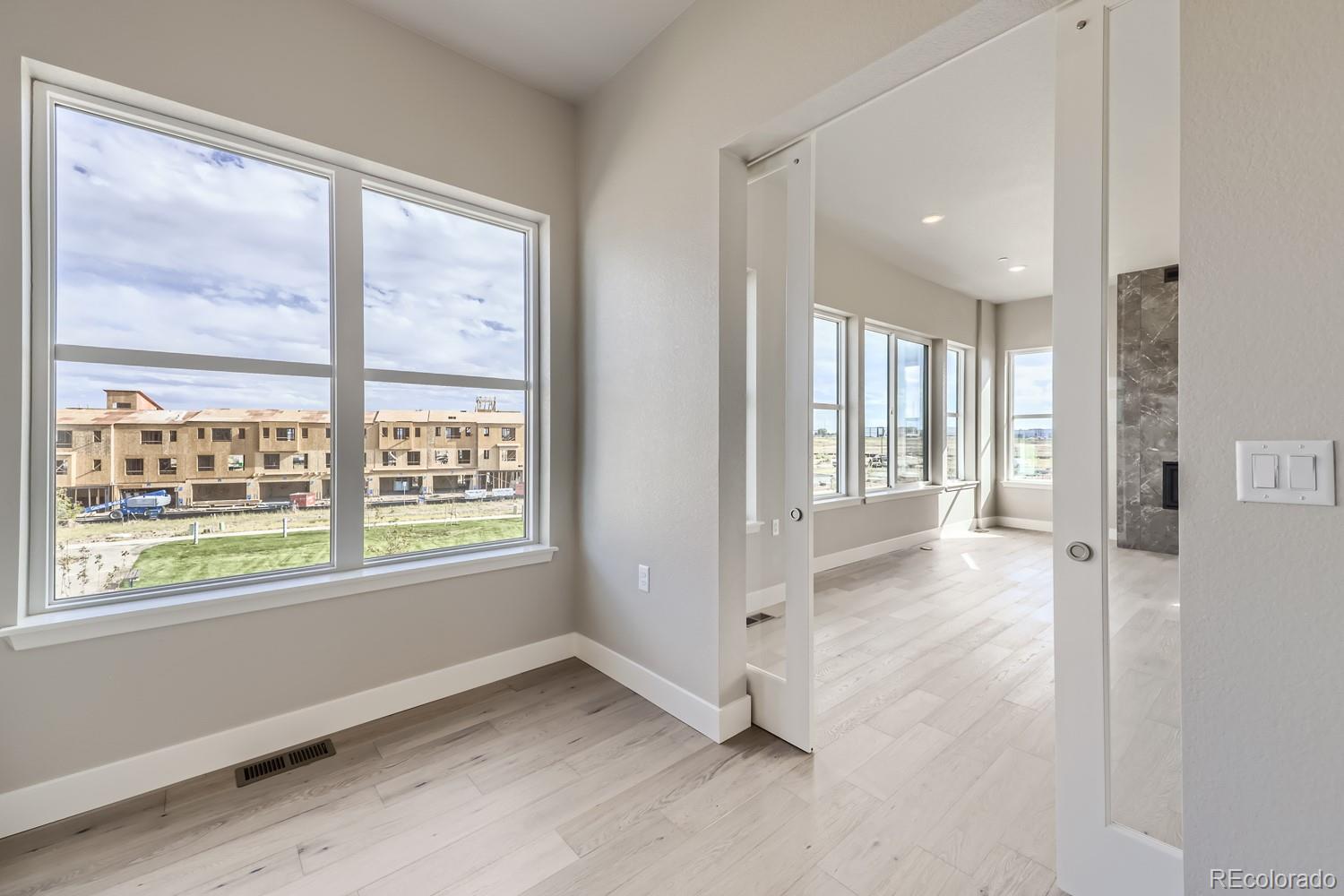 MLS Image #27 for 1764  peak loop,broomfield, Colorado