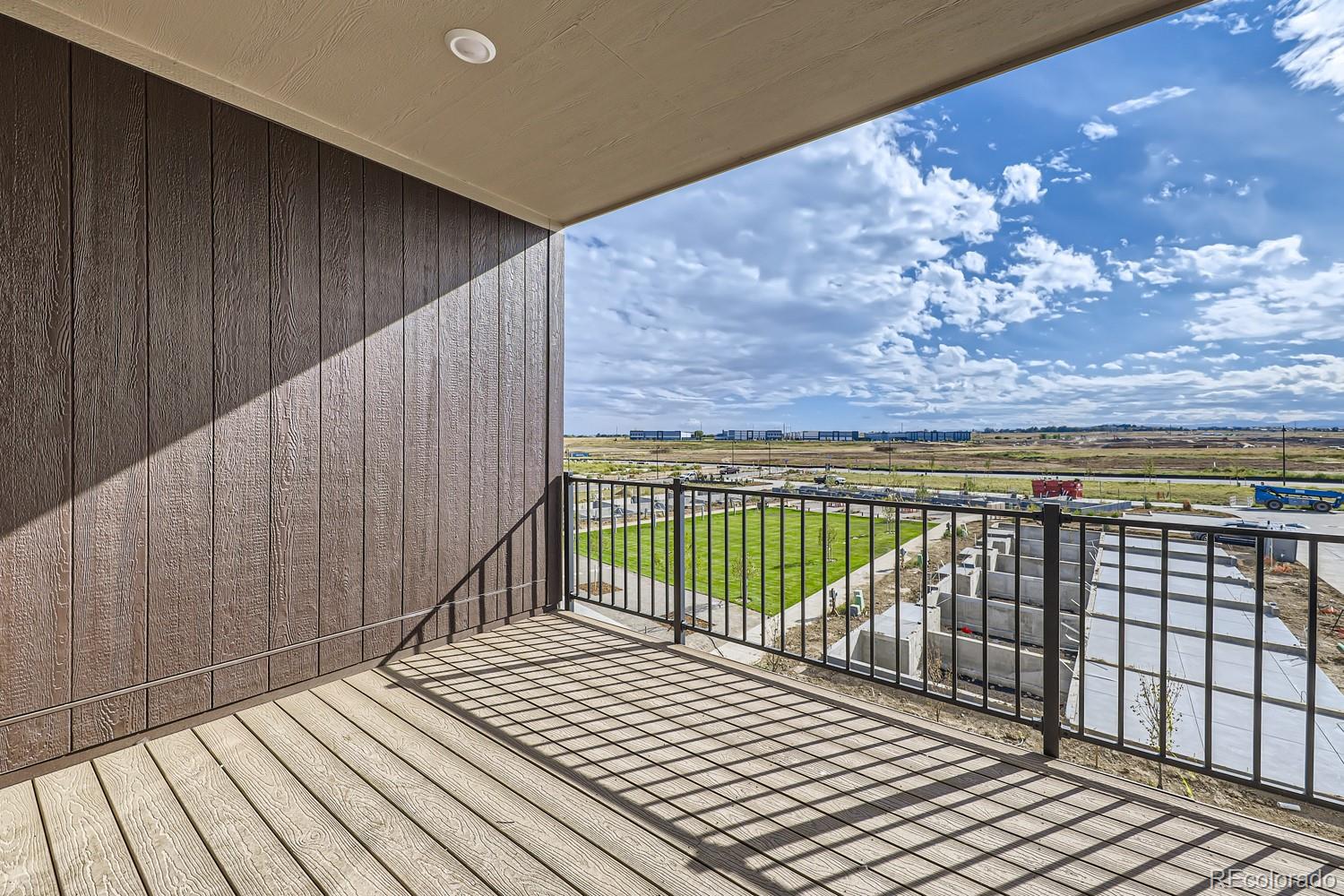 MLS Image #38 for 1764  peak loop,broomfield, Colorado