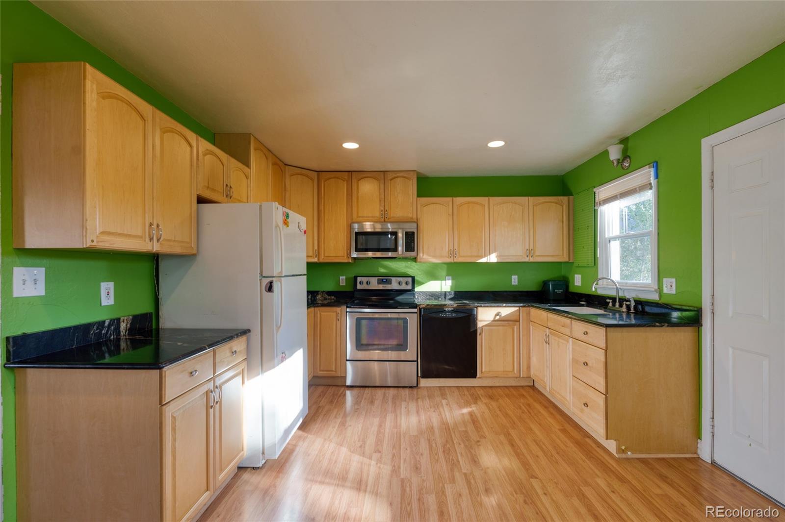 MLS Image #8 for 732 s wolcott court,denver, Colorado