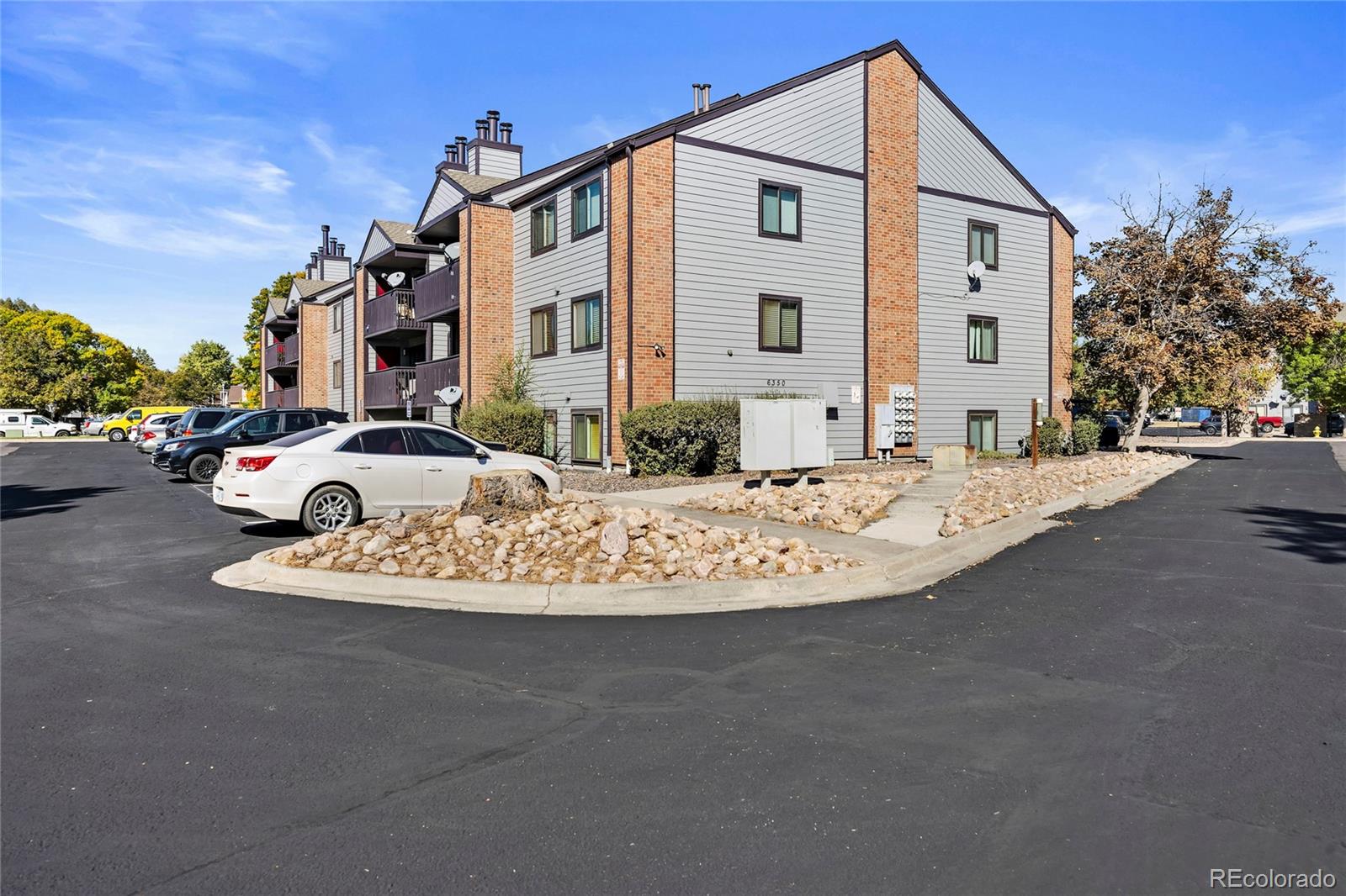 MLS Image #20 for 6350  oak street 102,arvada, Colorado