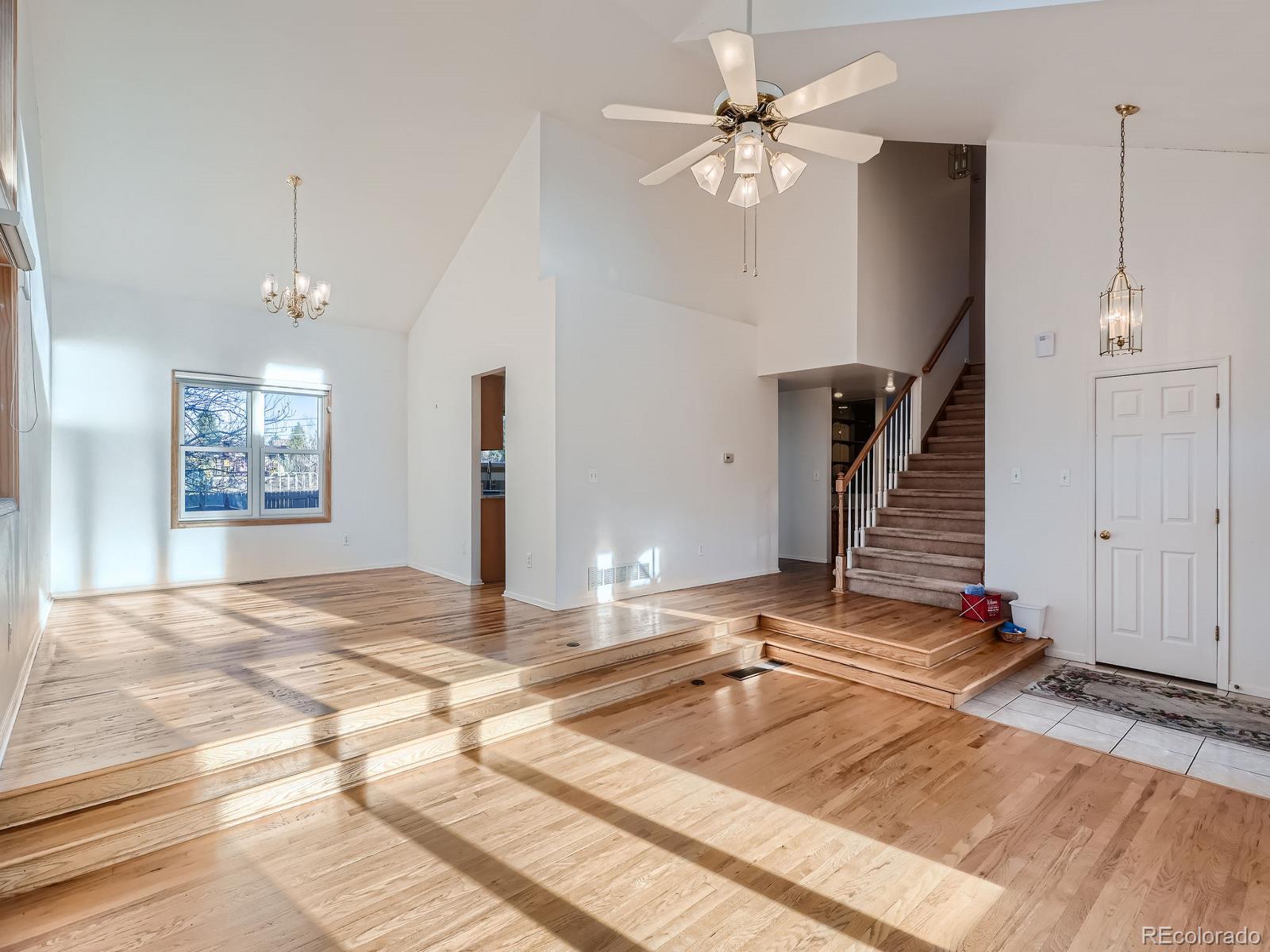 MLS Image #6 for 3302 s tulare circle,denver, Colorado