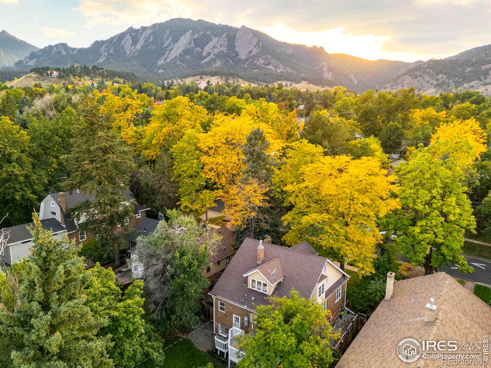 MLS Image #3 for 830  15th street,boulder, Colorado