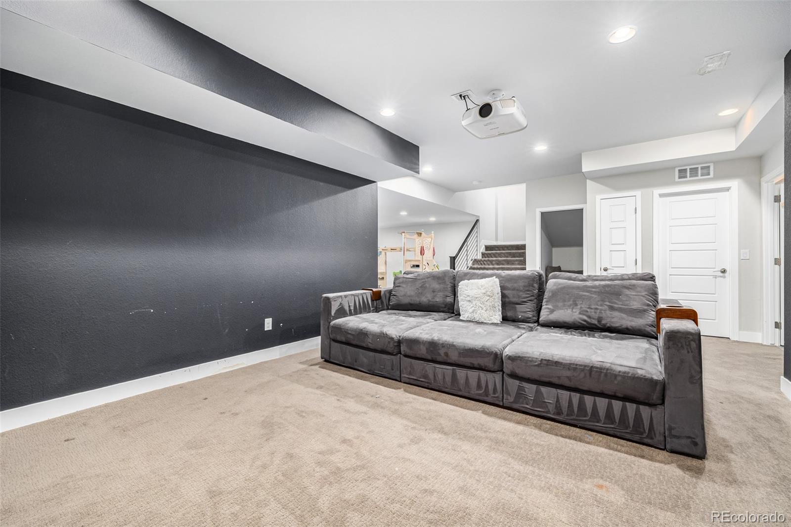 MLS Image #36 for 9230 e 53rd avenue,denver, Colorado