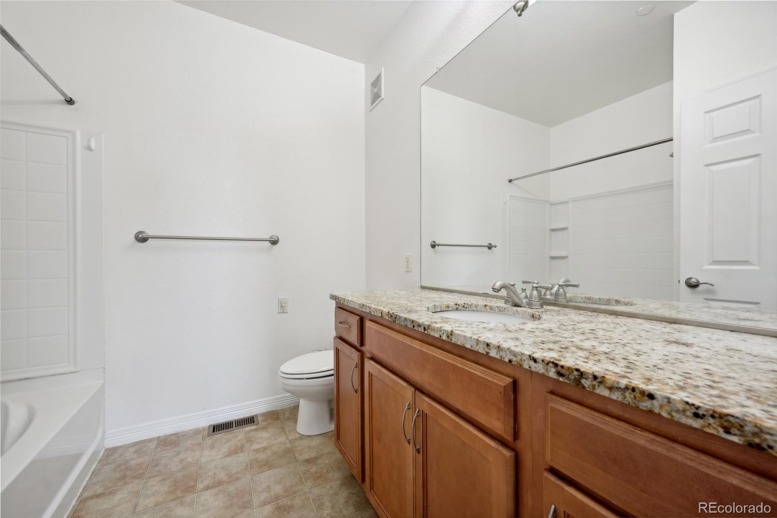 MLS Image #2 for 7212 s blackhawk street 1-208,englewood, Colorado