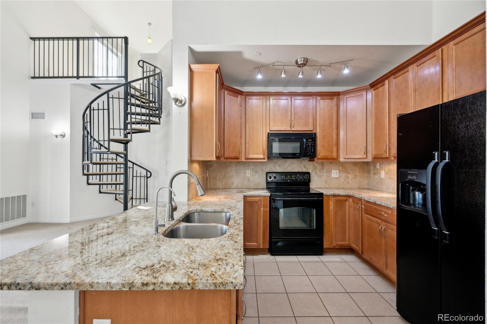 MLS Image #9 for 7212 s blackhawk street 1-208,englewood, Colorado