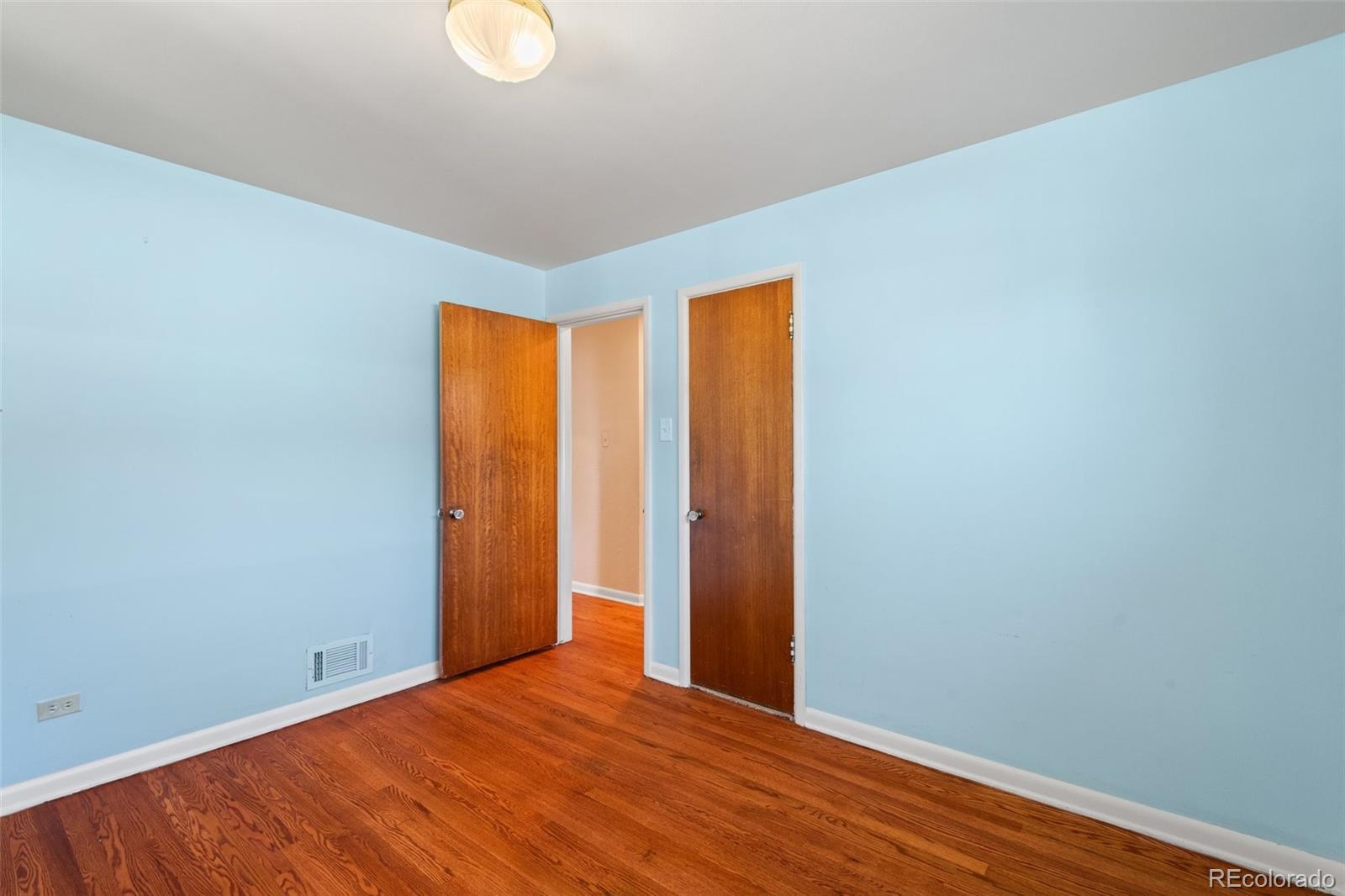 MLS Image #21 for 3530  ivanhoe street,denver, Colorado