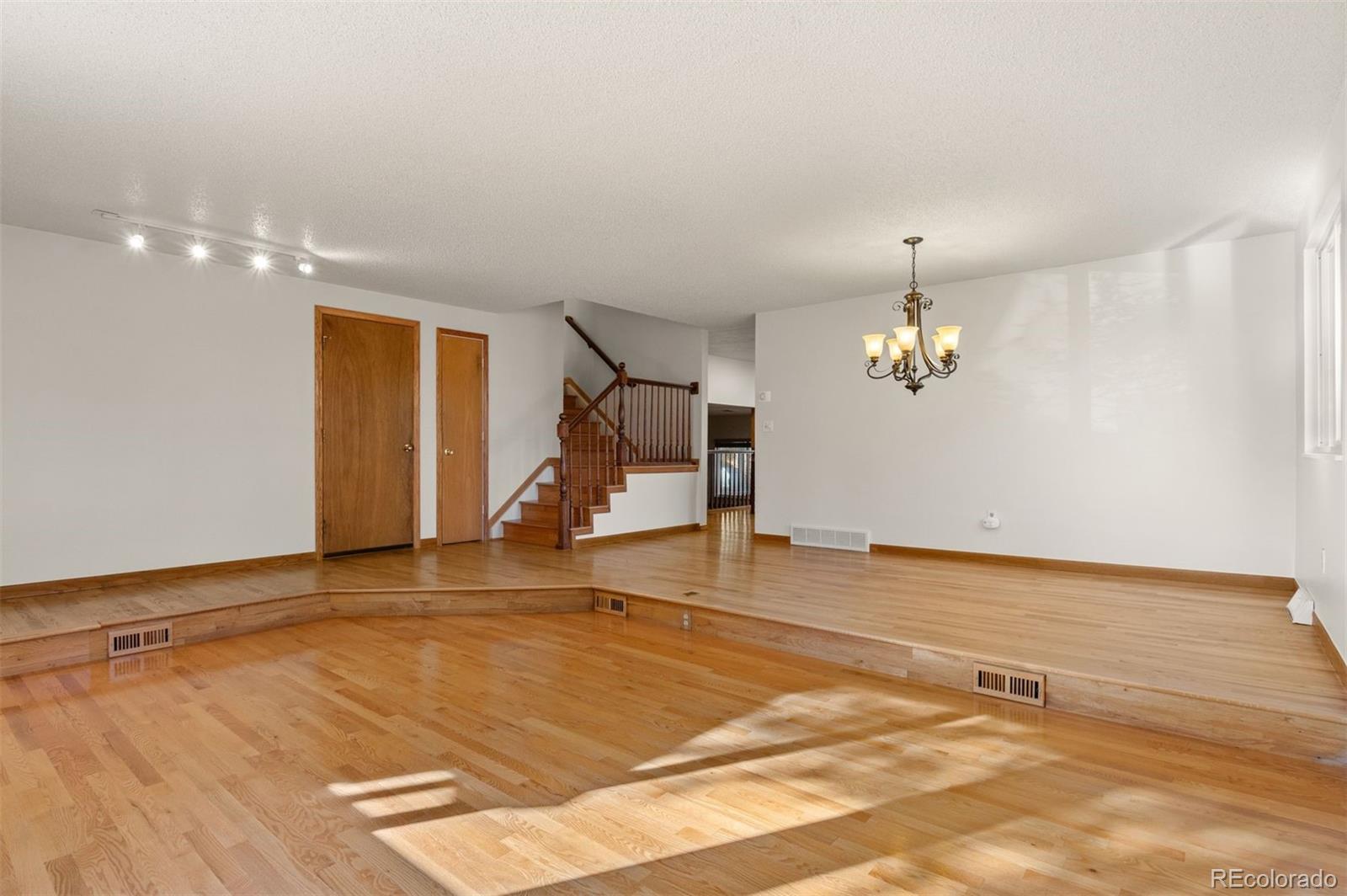 MLS Image #12 for 9641  sierra drive,arvada, Colorado