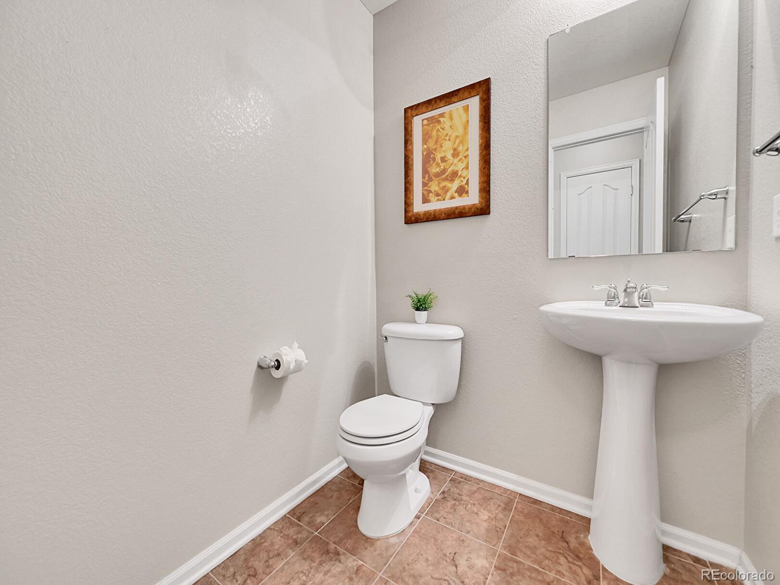 MLS Image #19 for 3581  akron street ,denver, Colorado