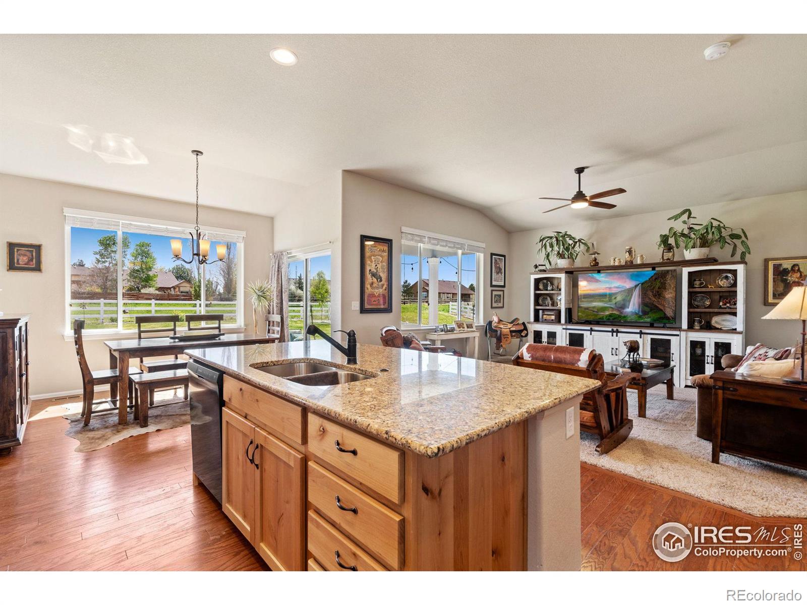 MLS Image #10 for 1530  lake vista way,windsor, Colorado