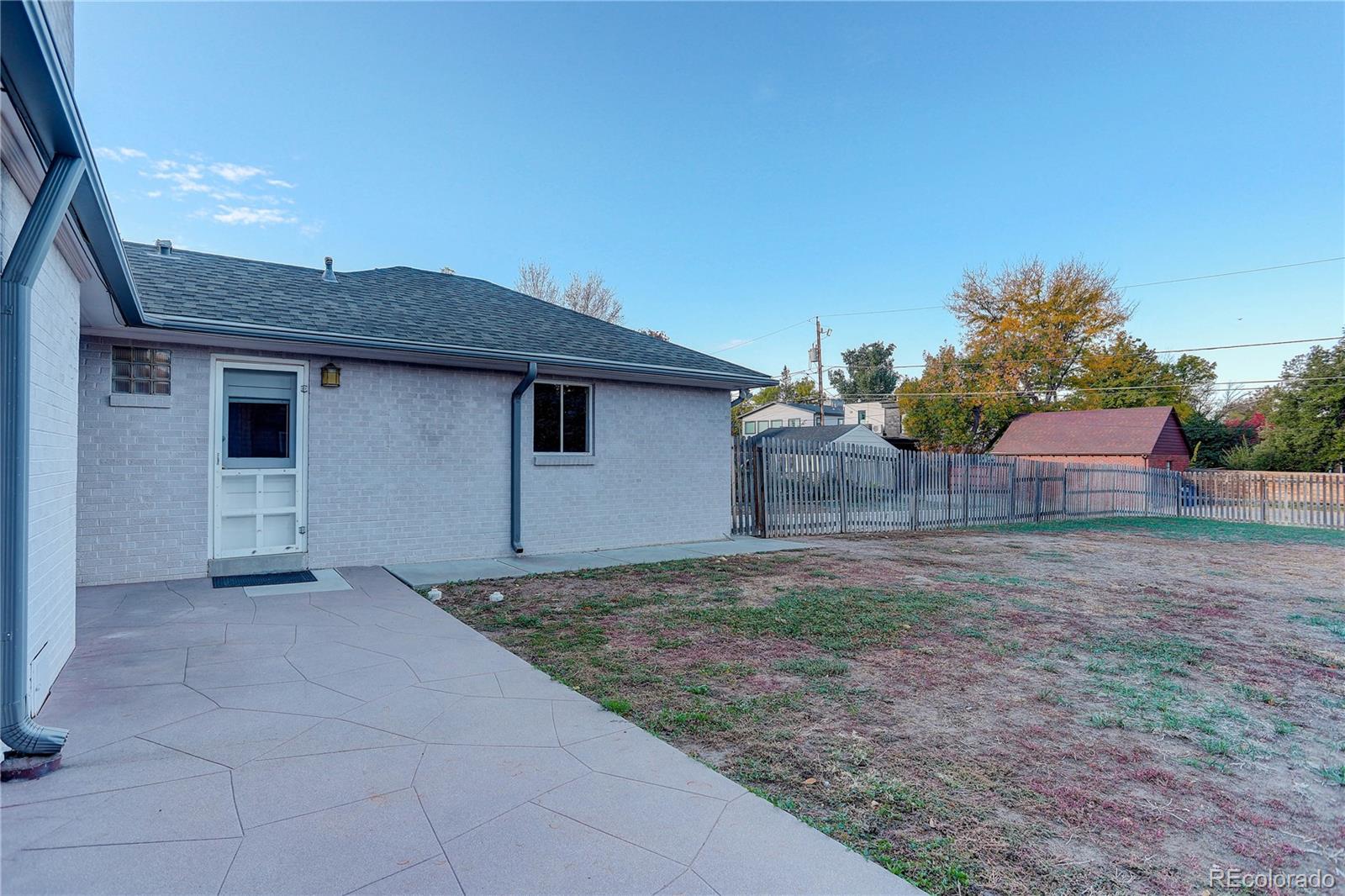 MLS Image #13 for 2045 s cook street,denver, Colorado