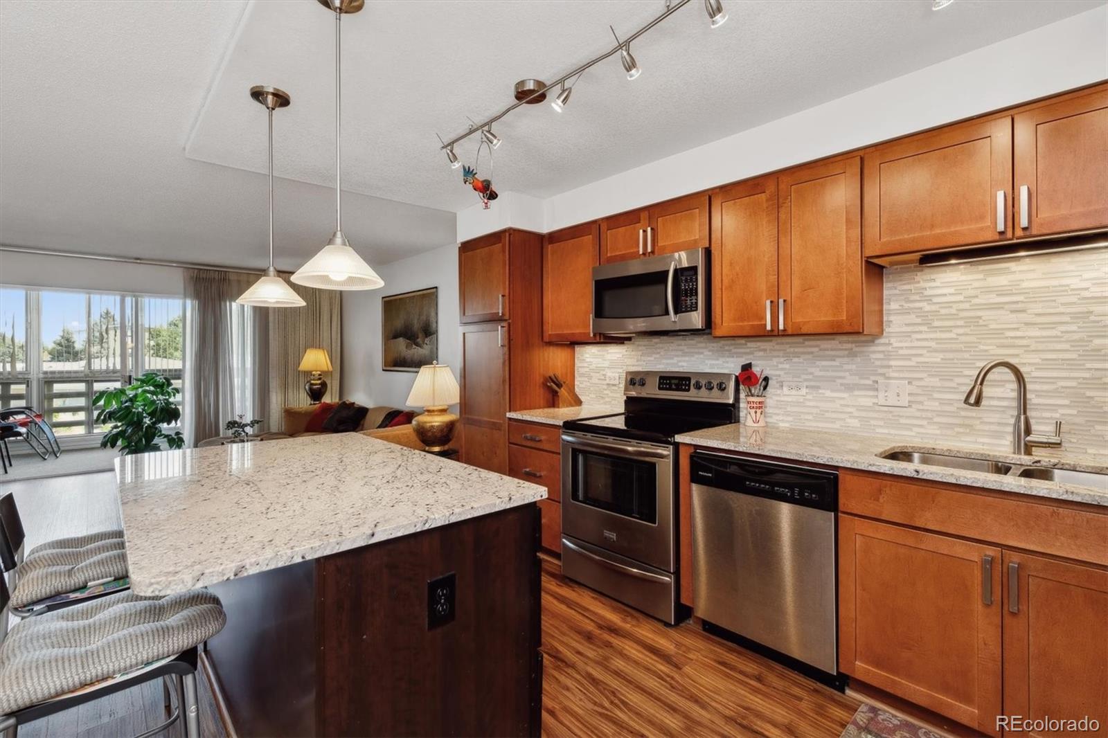 MLS Image #5 for 725 s alton way,denver, Colorado