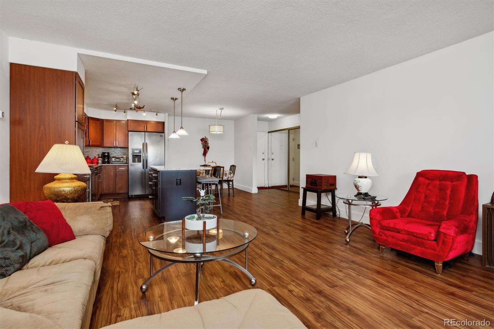 MLS Image #8 for 725 s alton way,denver, Colorado