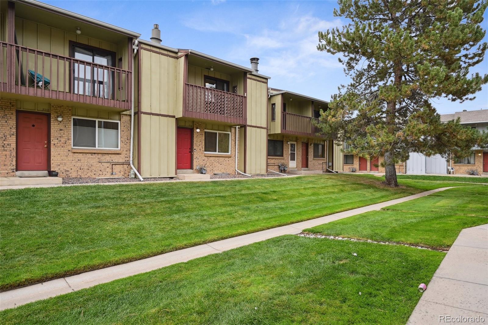 MLS Image #1 for 524  vance street,lakewood, Colorado