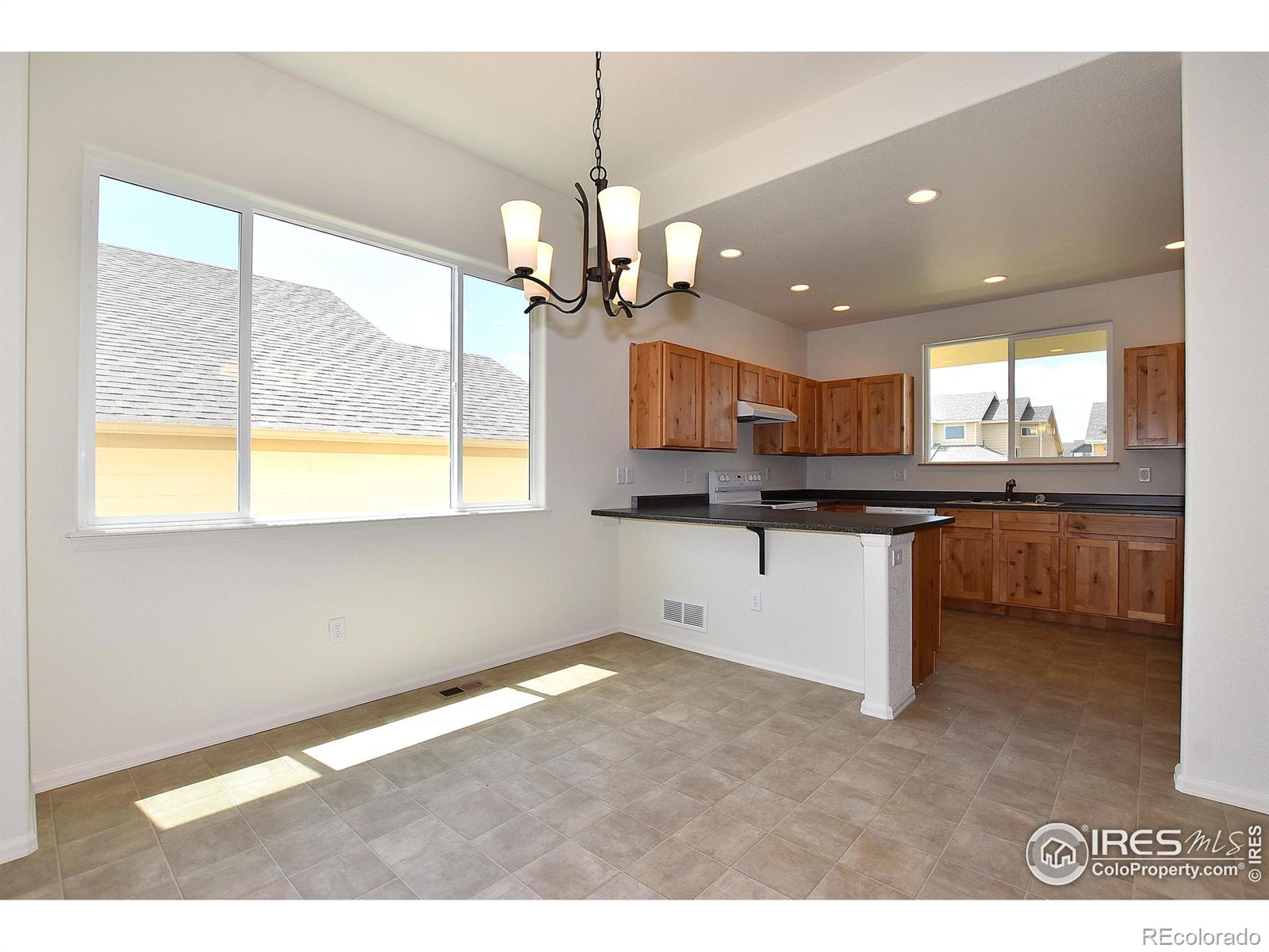 MLS Image #10 for 2376  candence lane,windsor, Colorado