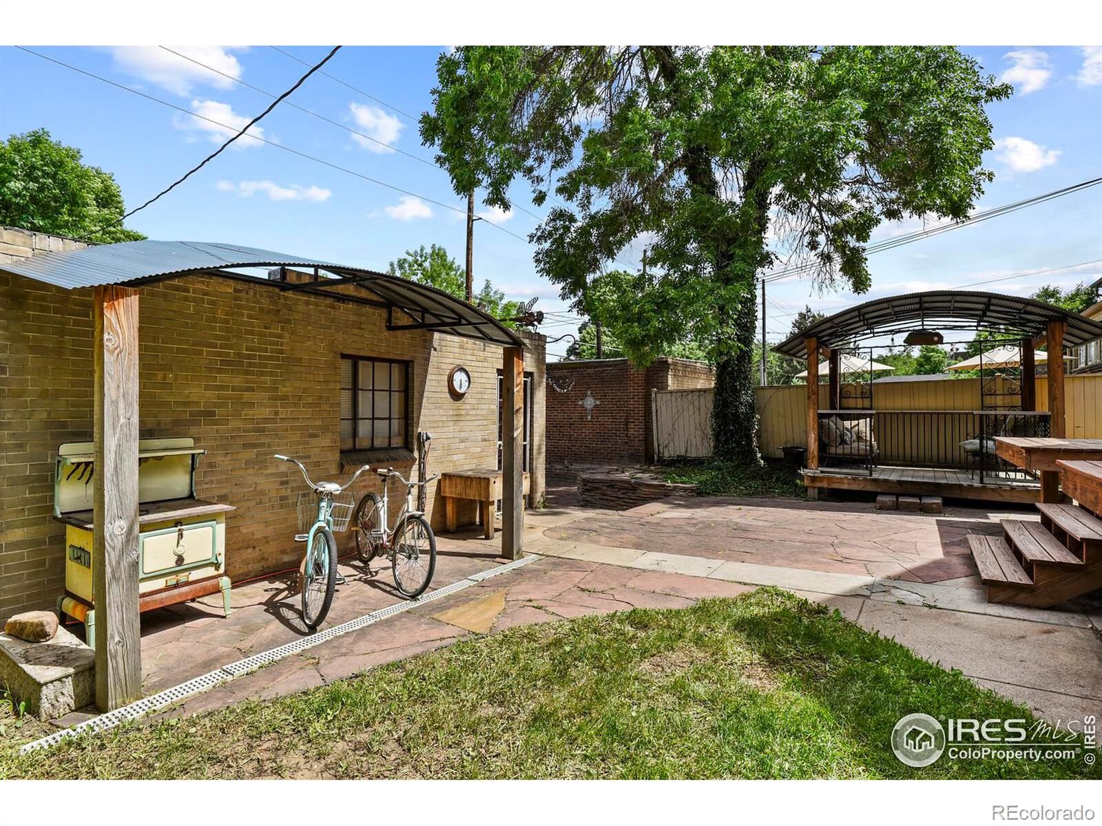 MLS Image #32 for 2716 n vine street,denver, Colorado