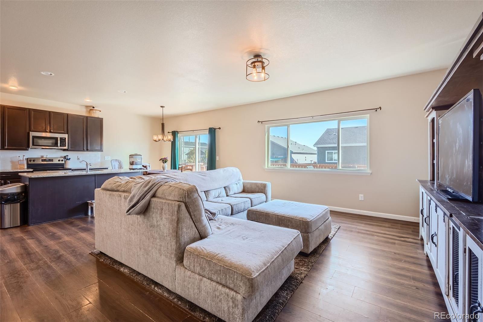 MLS Image #3 for 1410 s lotus drive,milliken, Colorado