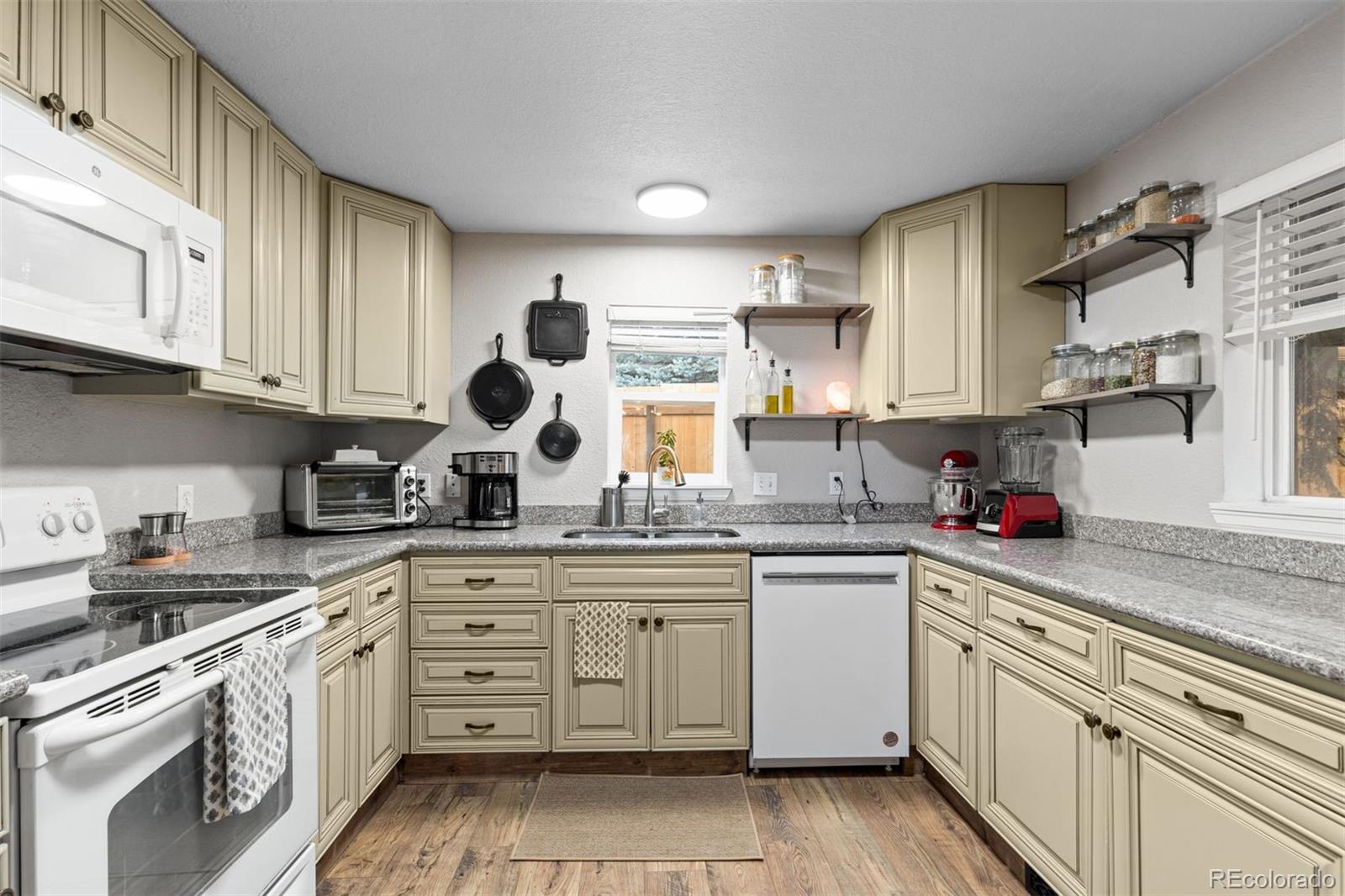 MLS Image #12 for 26095  columbine trail,kittredge, Colorado