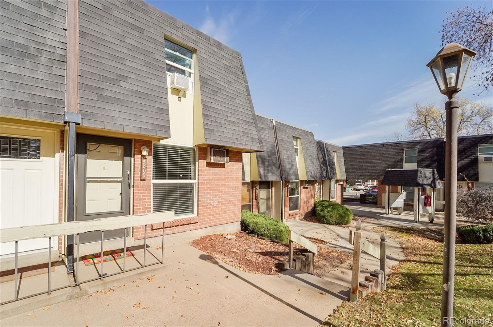 MLS Image #2 for 5809 s pearl street,centennial, Colorado