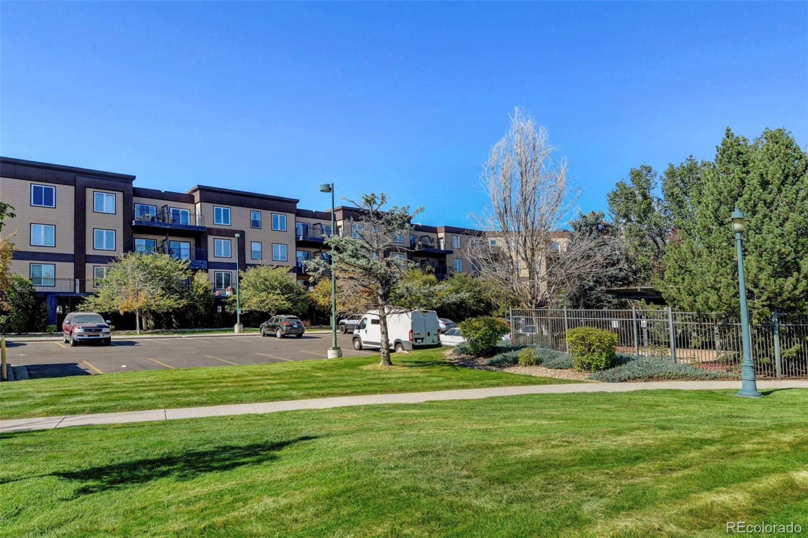 MLS Image #32 for 15475  andrews drive,denver, Colorado