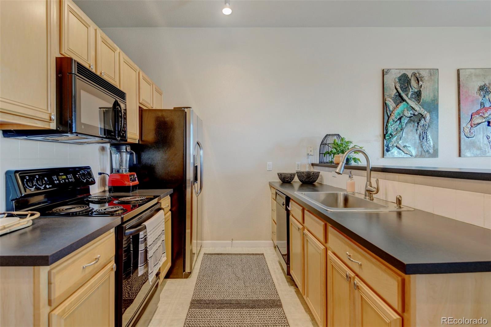 MLS Image #4 for 15475  andrews drive,denver, Colorado