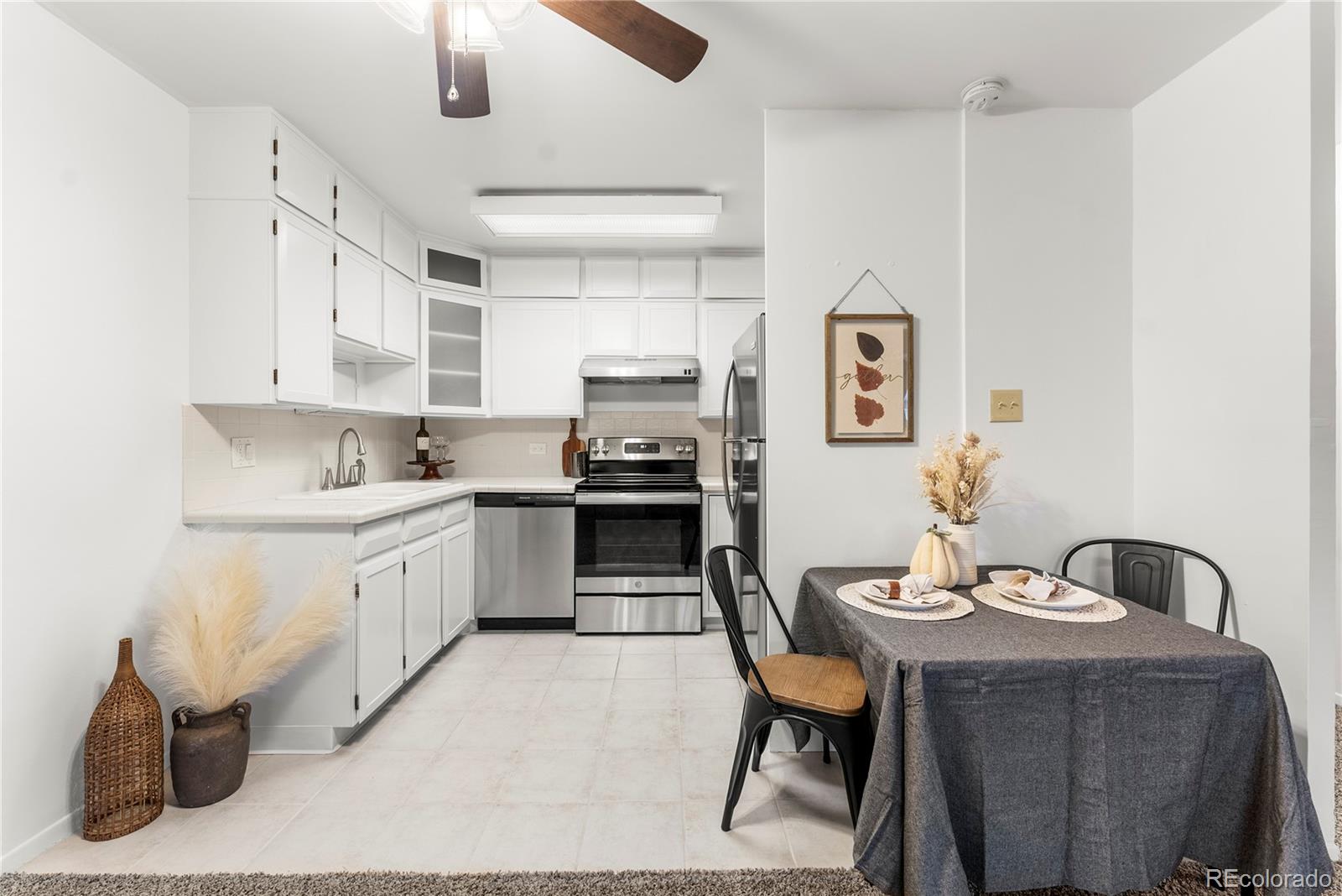 MLS Image #22 for 665 s alton way,denver, Colorado