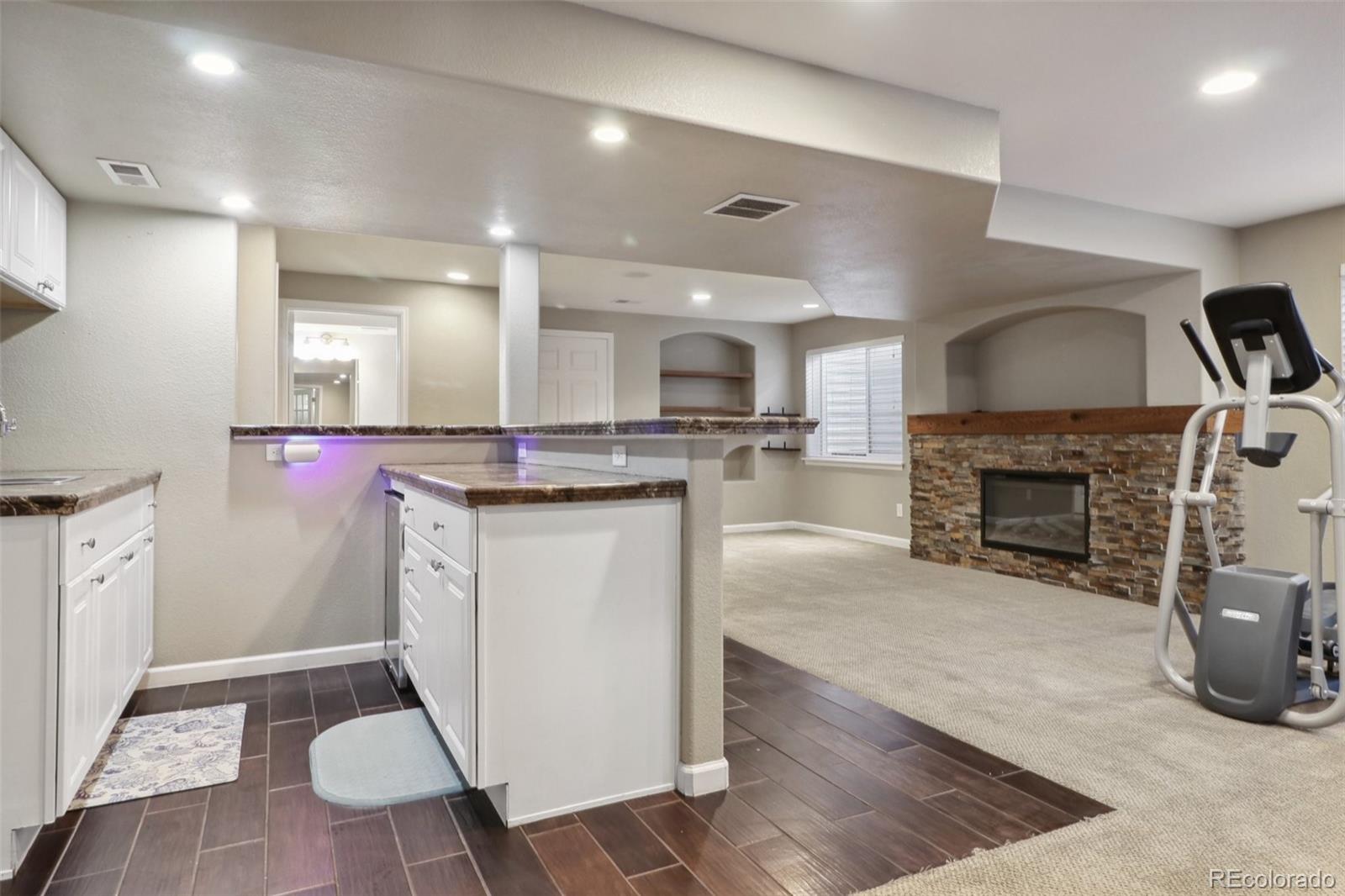 MLS Image #11 for 24851 e ontario drive,aurora, Colorado