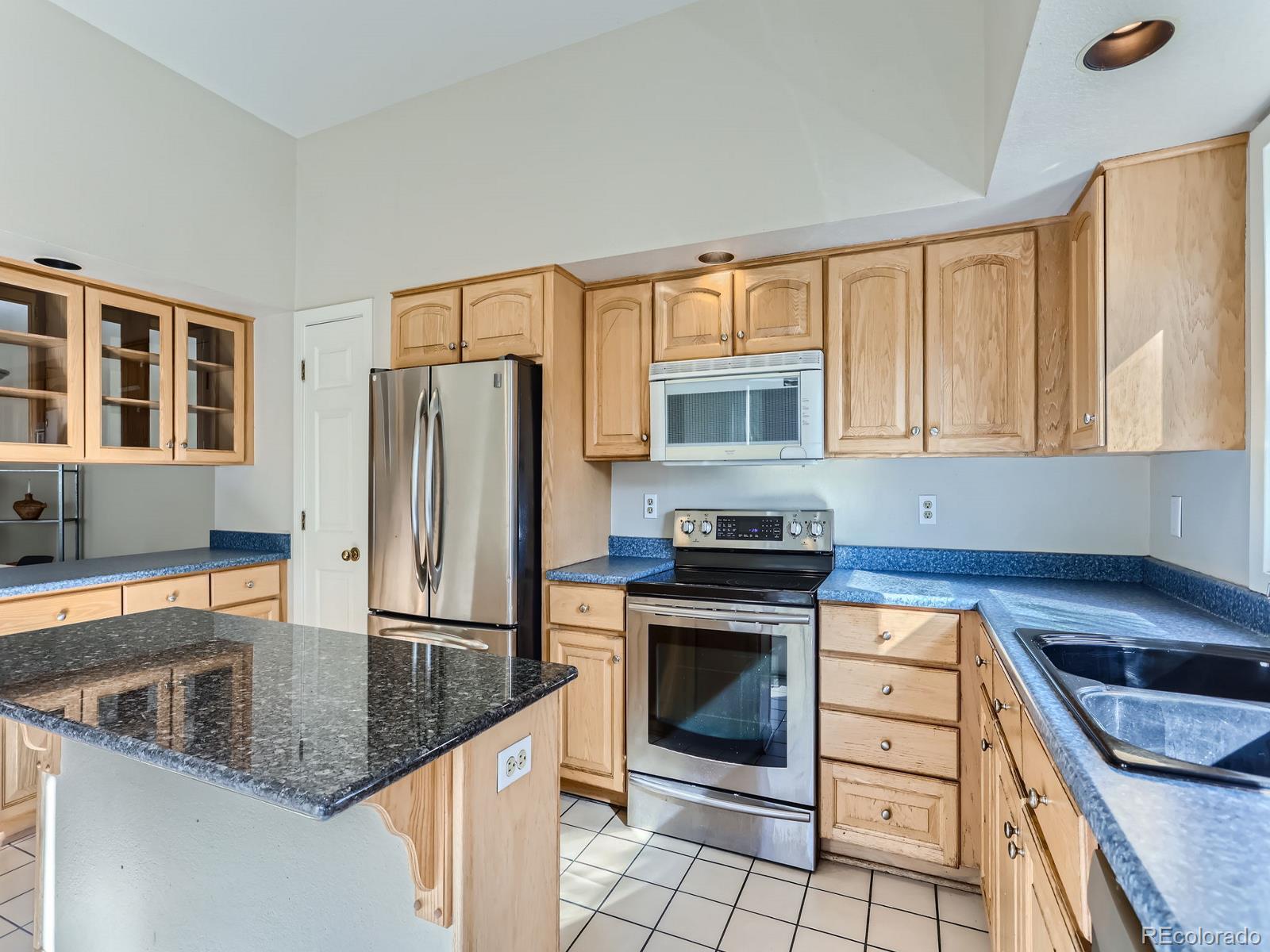 MLS Image #9 for 2275 s yosemite circle ,denver, Colorado