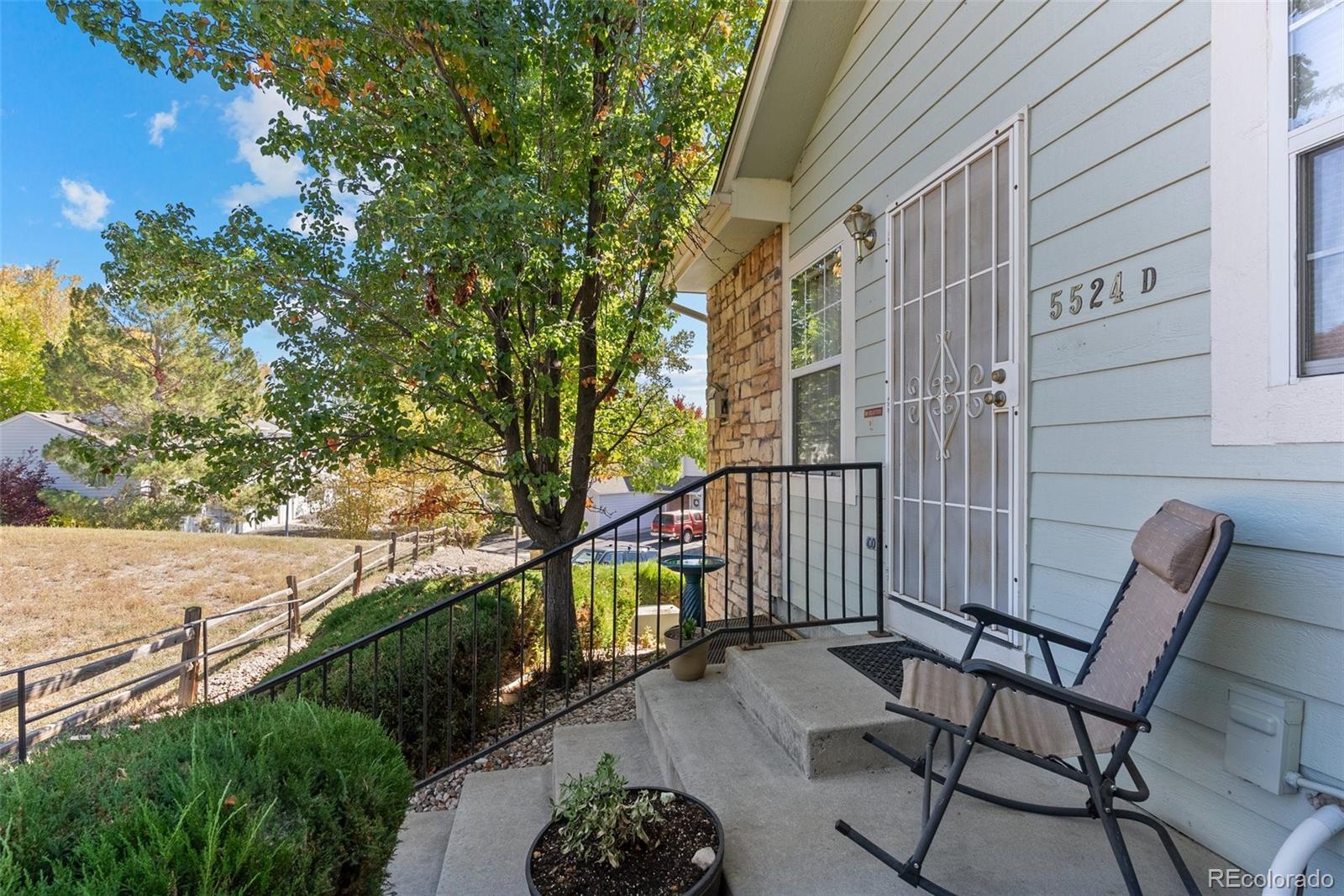 MLS Image #4 for 5524 w canyon trail d,littleton, Colorado