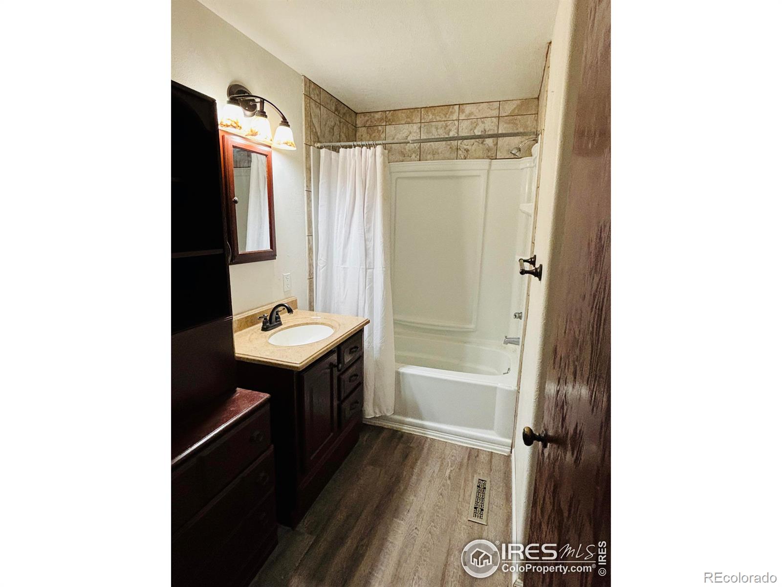 MLS Image #6 for 130 w 4th street,cheyenne wells, Colorado