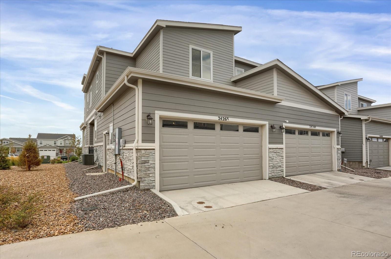 MLS Image #18 for 24263 e 41st avenue,aurora, Colorado