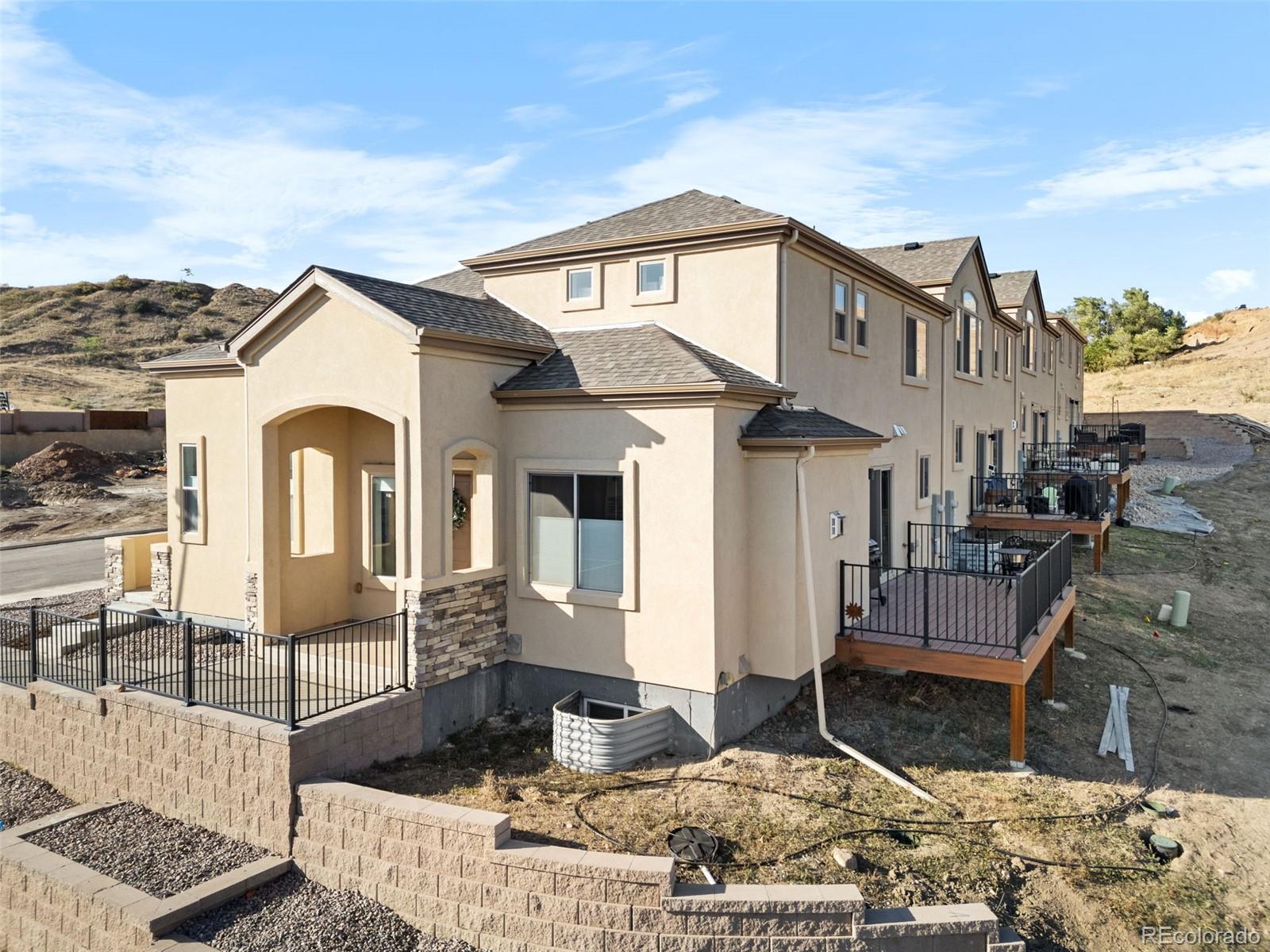 MLS Image #4 for 2703  tomahawk hill heights,colorado springs, Colorado