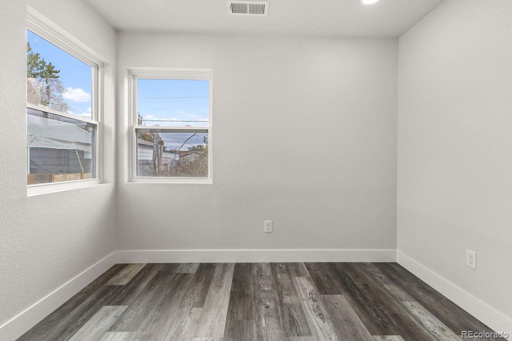 MLS Image #11 for 1098 s bryant street,denver, Colorado