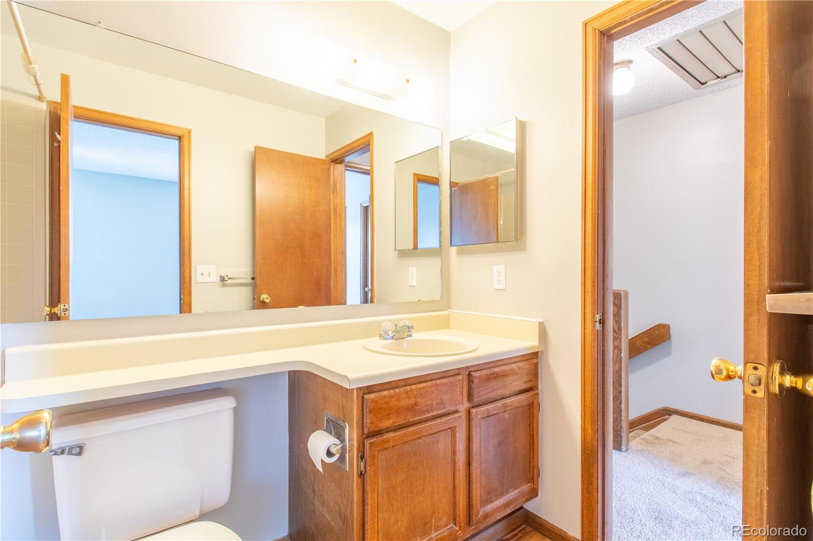 MLS Image #15 for 12133  bannock circle,denver, Colorado