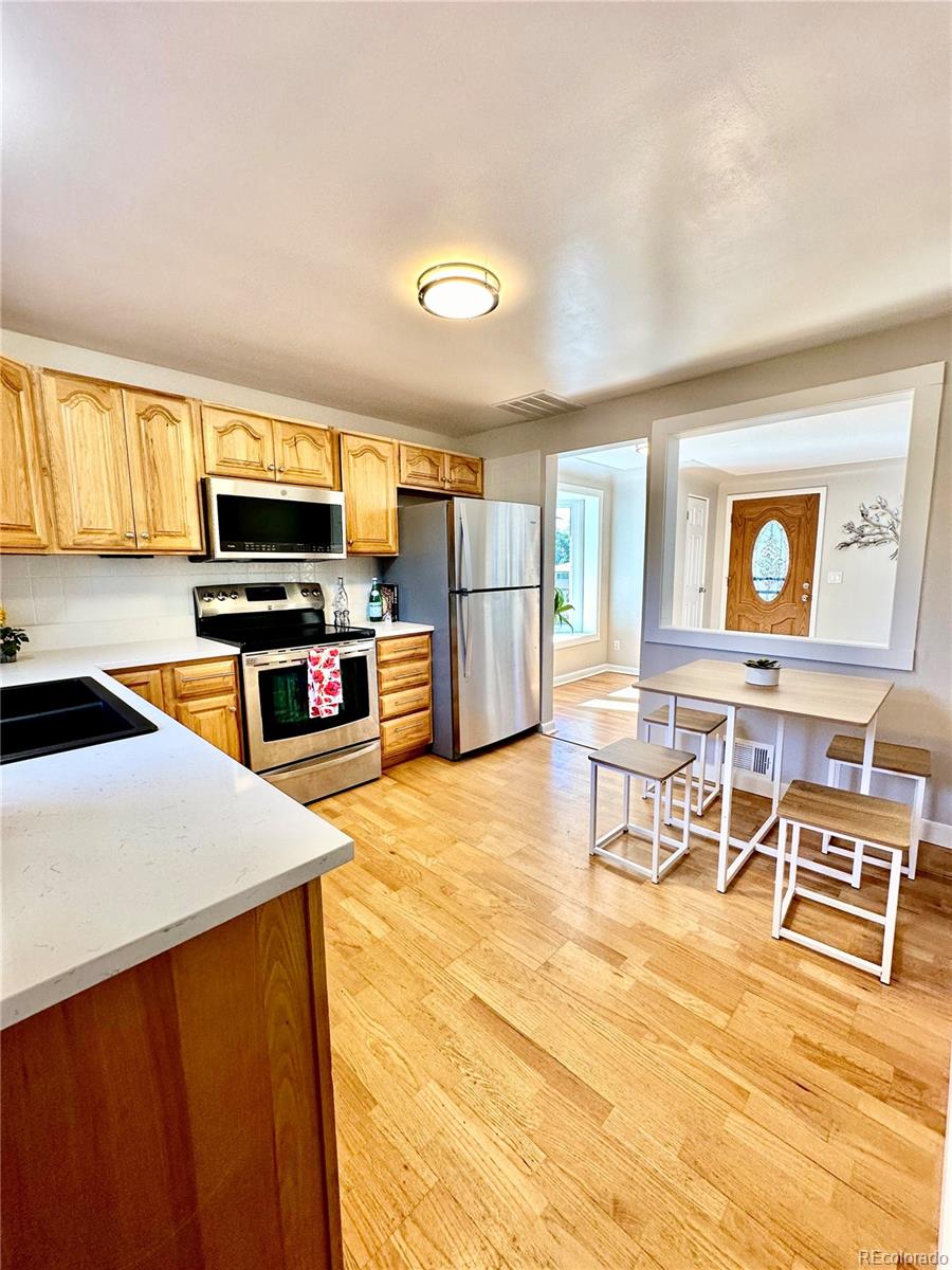 MLS Image #4 for 1682 s yates way,denver, Colorado