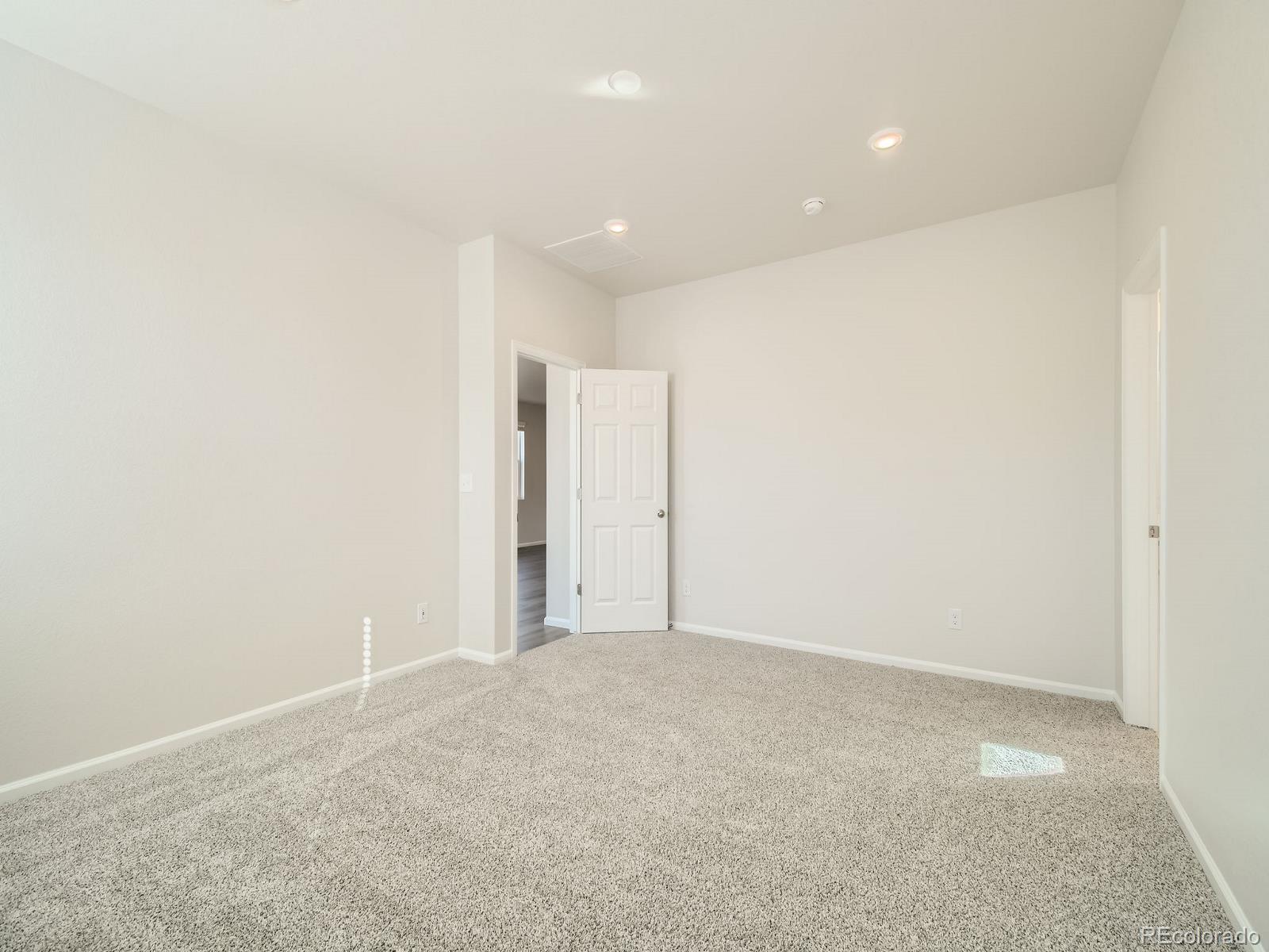 MLS Image #16 for 17326 e 91st way,commerce city, Colorado