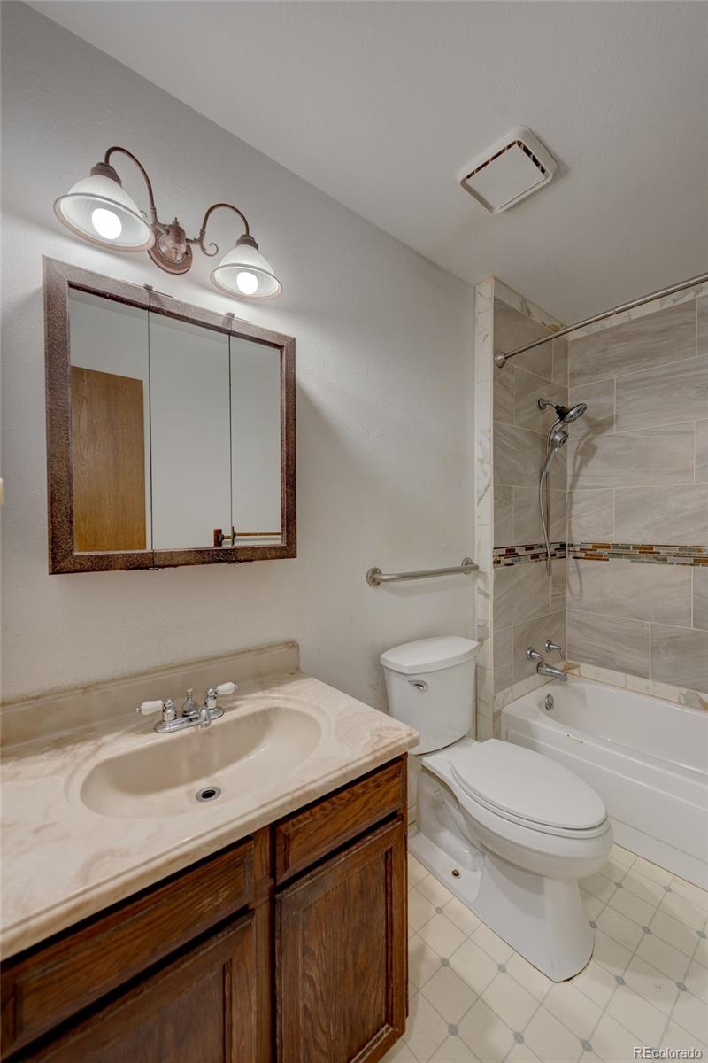 MLS Image #20 for 17828 e mexico drive,aurora, Colorado