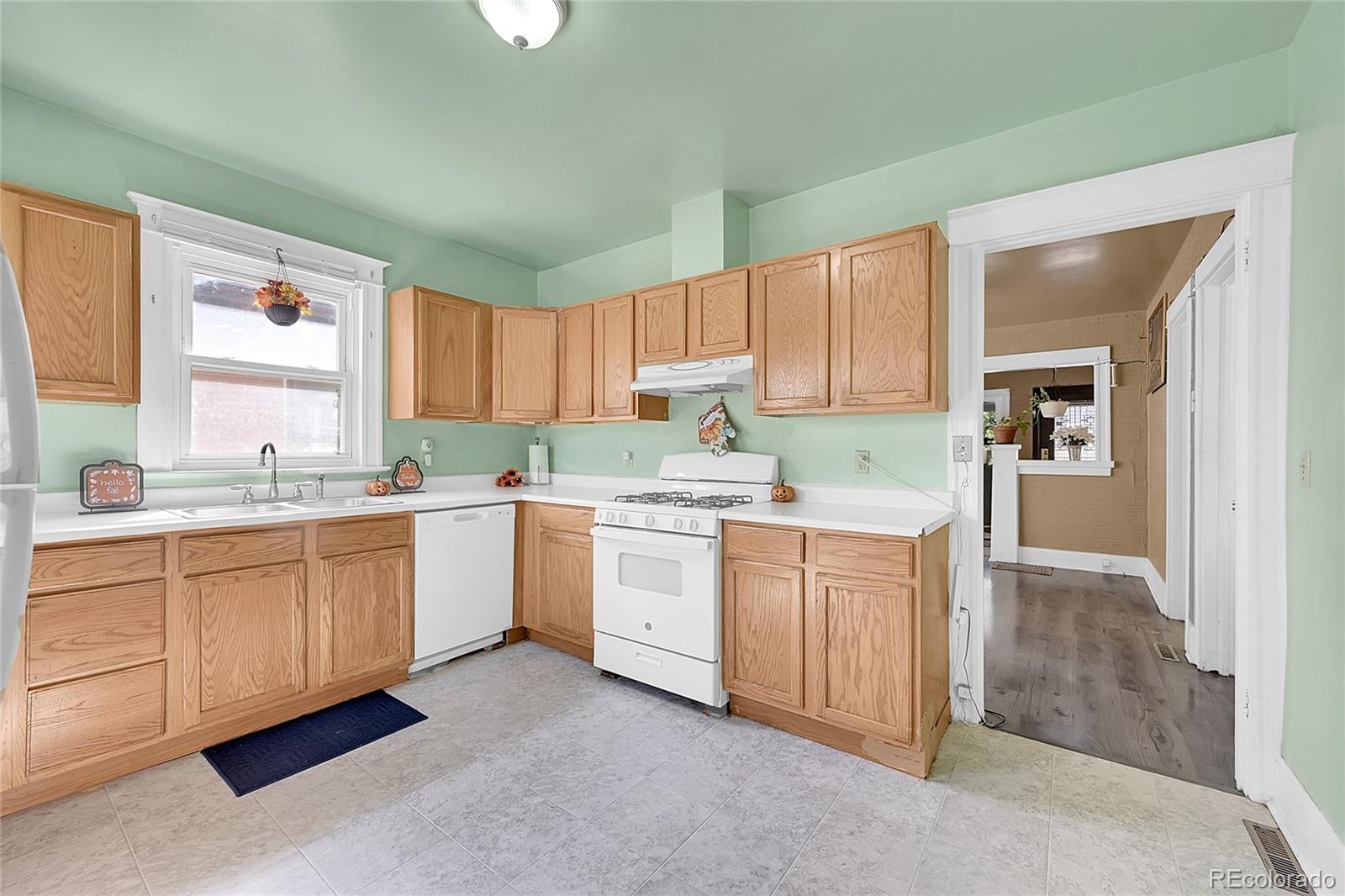 MLS Image #14 for 3116 n race street,denver, Colorado