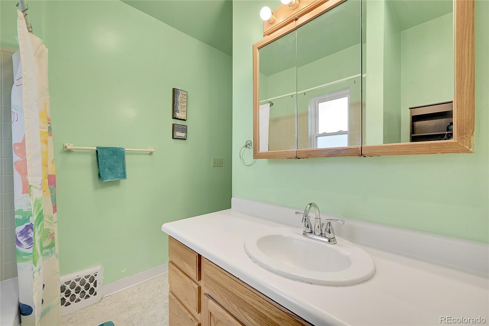 MLS Image #19 for 3116 n race street,denver, Colorado