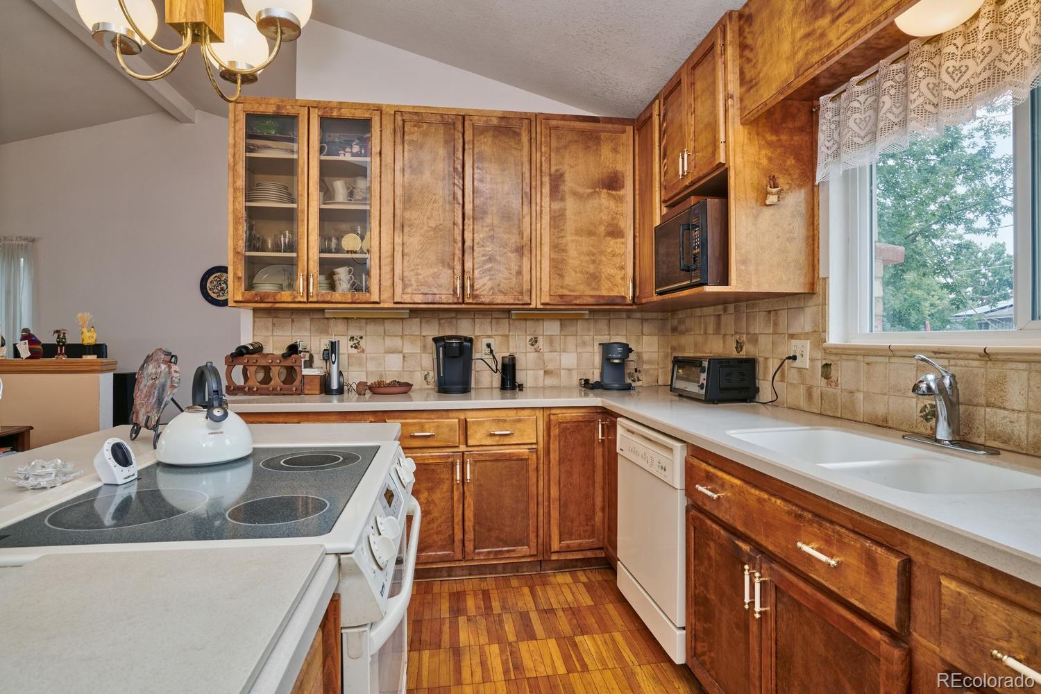 MLS Image #11 for 9233 w virginia drive,lakewood, Colorado