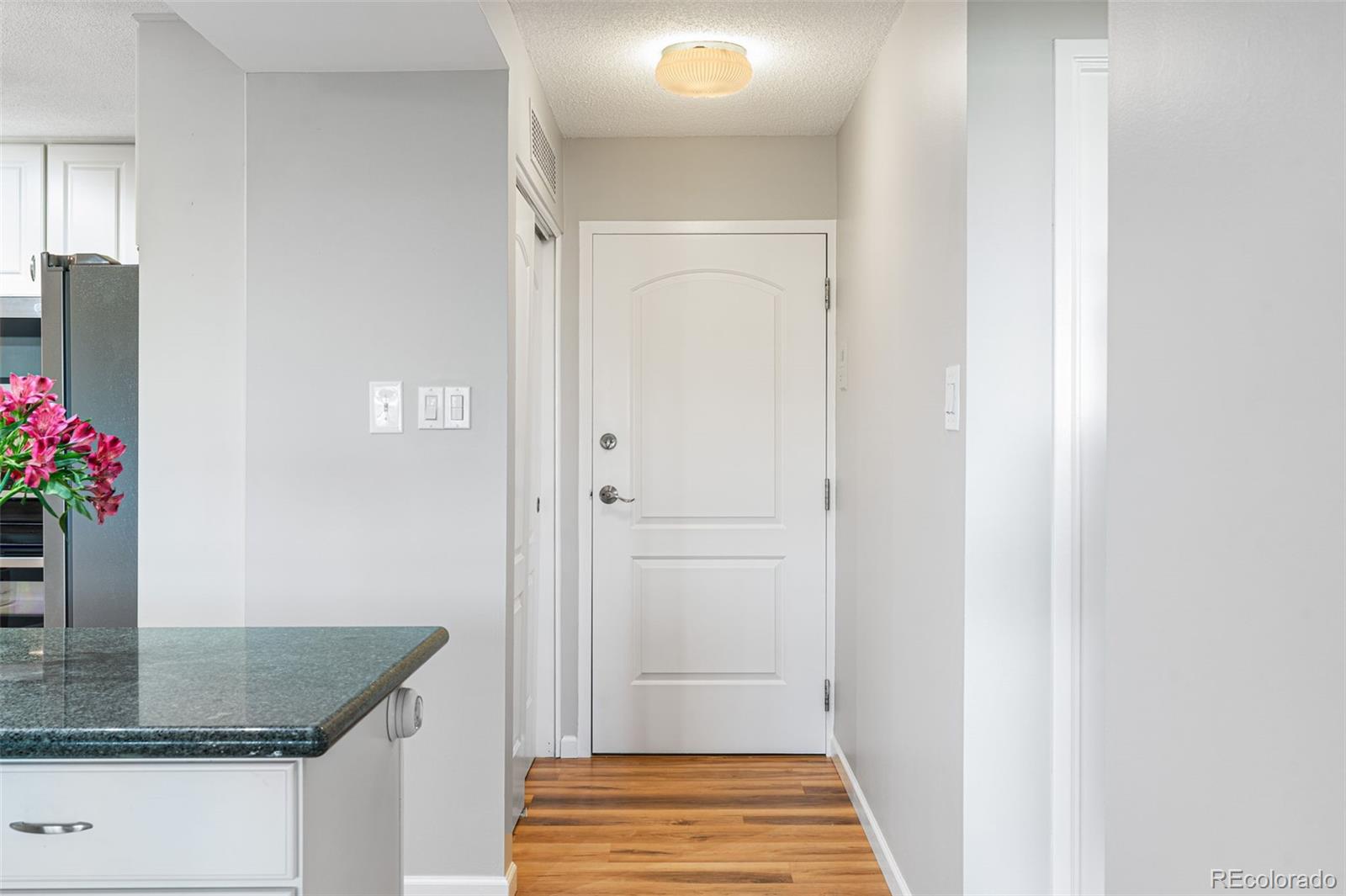 MLS Image #2 for 690 s alton way 10b,denver, Colorado